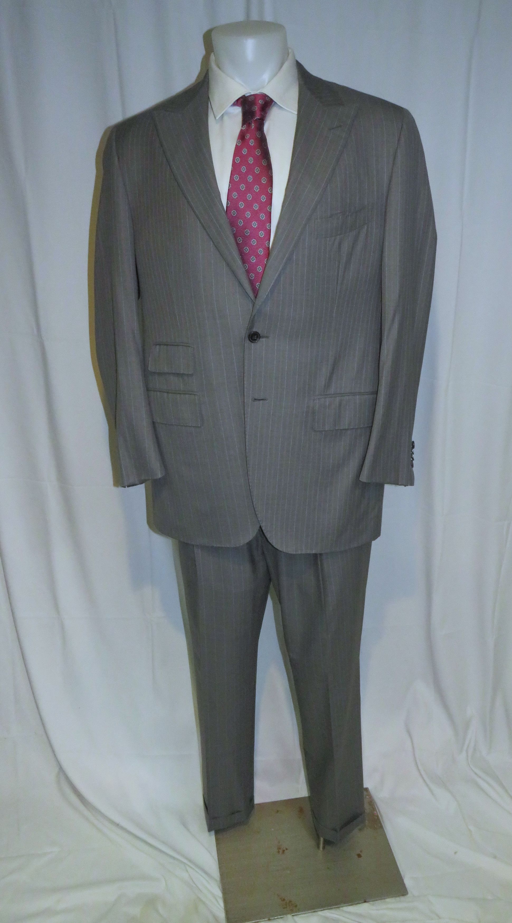 Other Marcello Vero Gray Striped Bespoke Two Button Suit 43R Size 42R - 1 Thumbnail