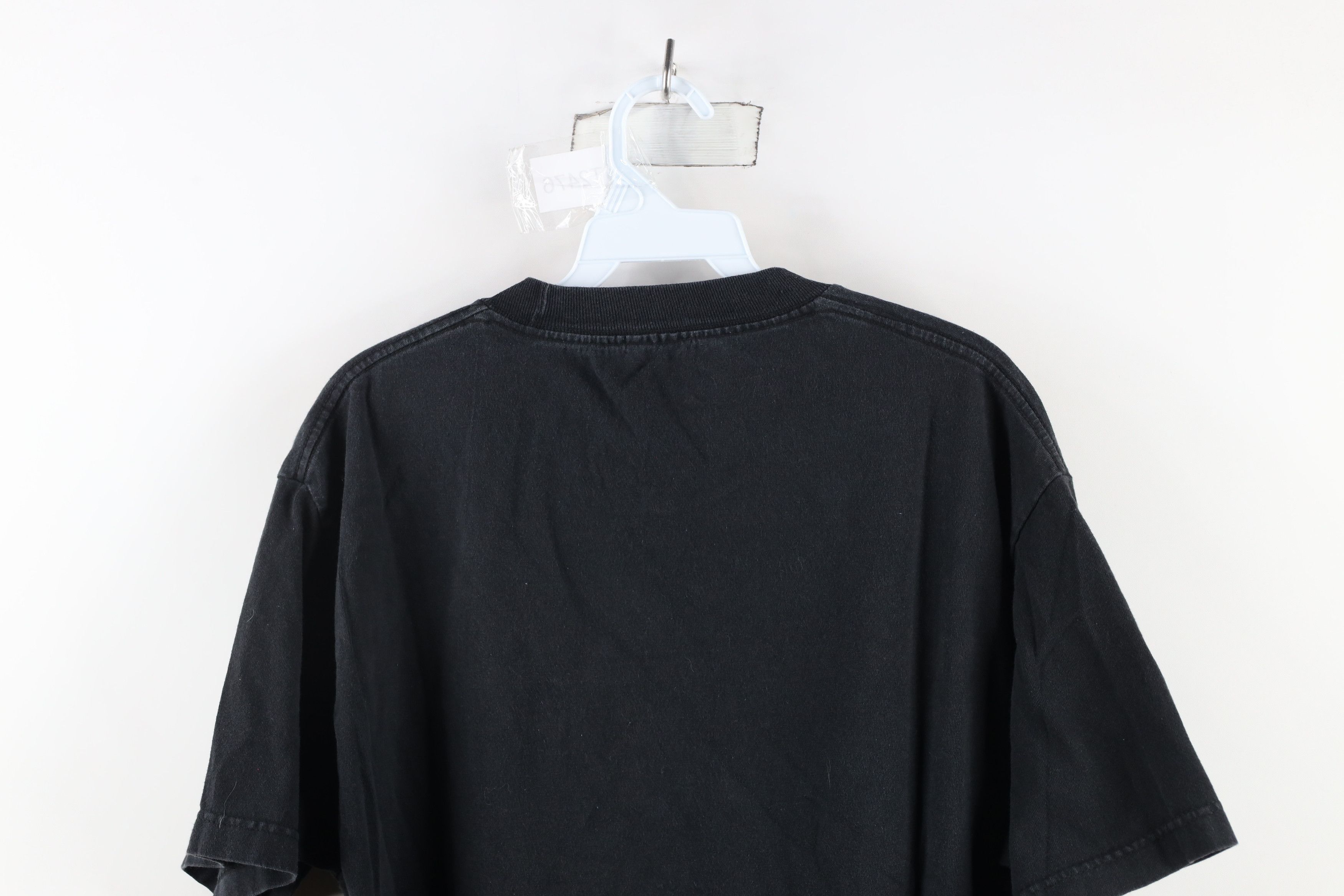 Reebok × Vintage Vintage Reebok Out Oakland Raiders Football T-Shirt Black Size US L / EU 52-54 / 3 - 8 Thumbnail