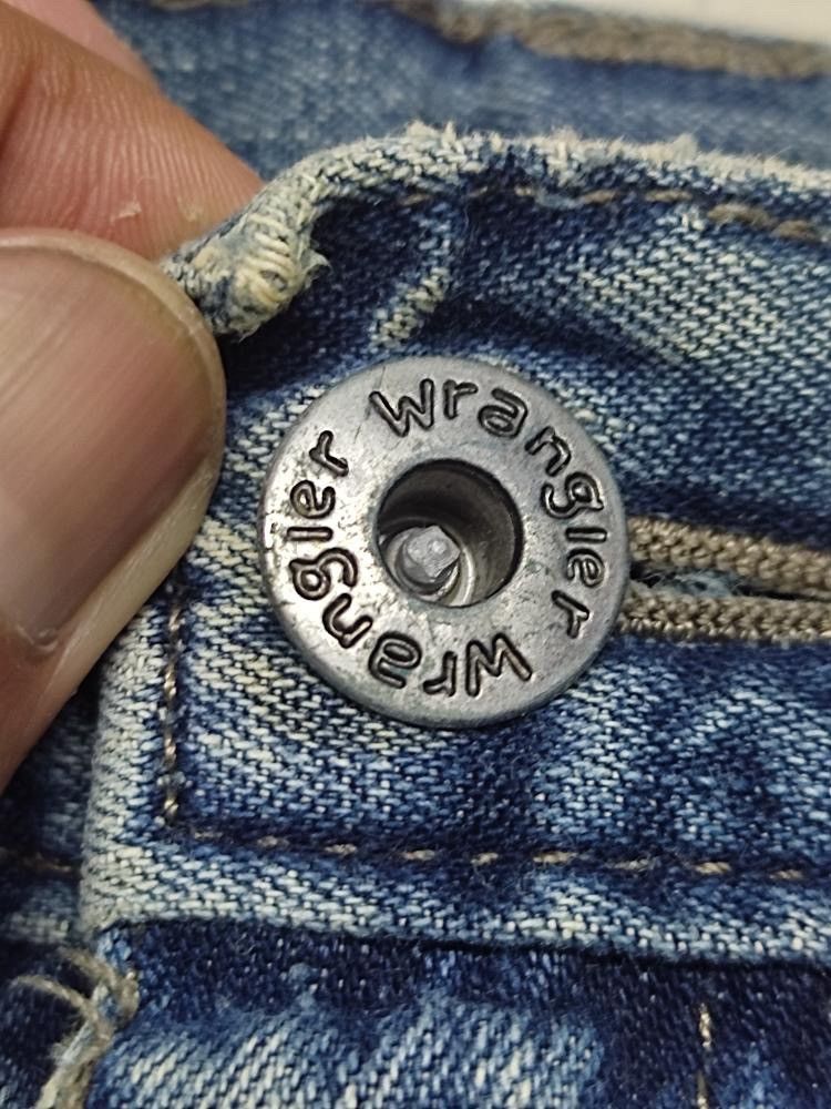 Vintage × Wrangler VINTAGE WRANGLER CARGO JEANS DISTRESSED STYLE Size US 41 - 11 Thumbnail