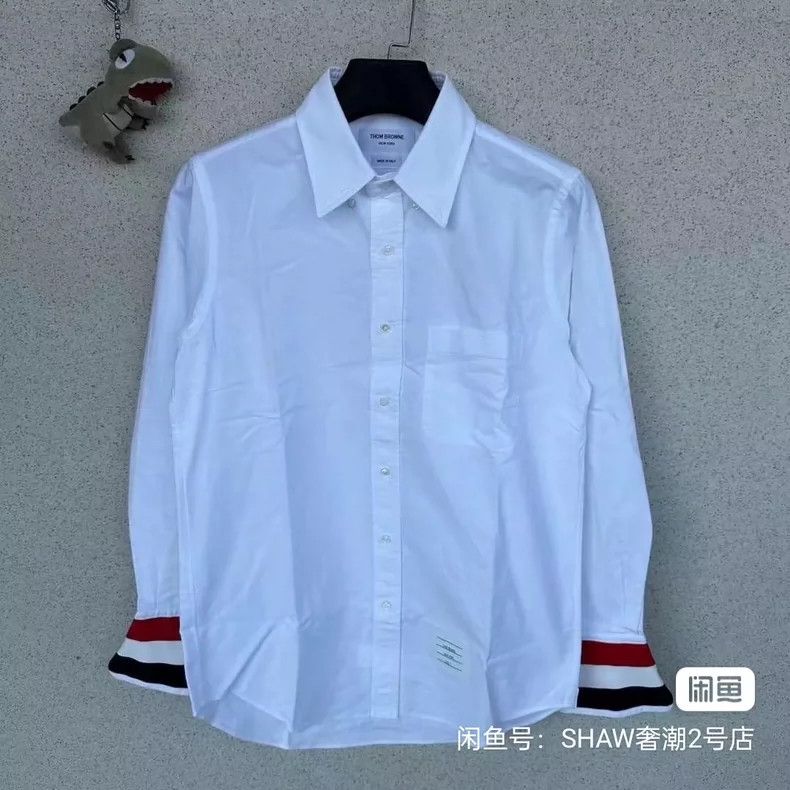 Thom Browne Thom Browne A shirt with a decorative band around the cuff Size US M / EU 48-50 / 2 - 1 Thumbnail