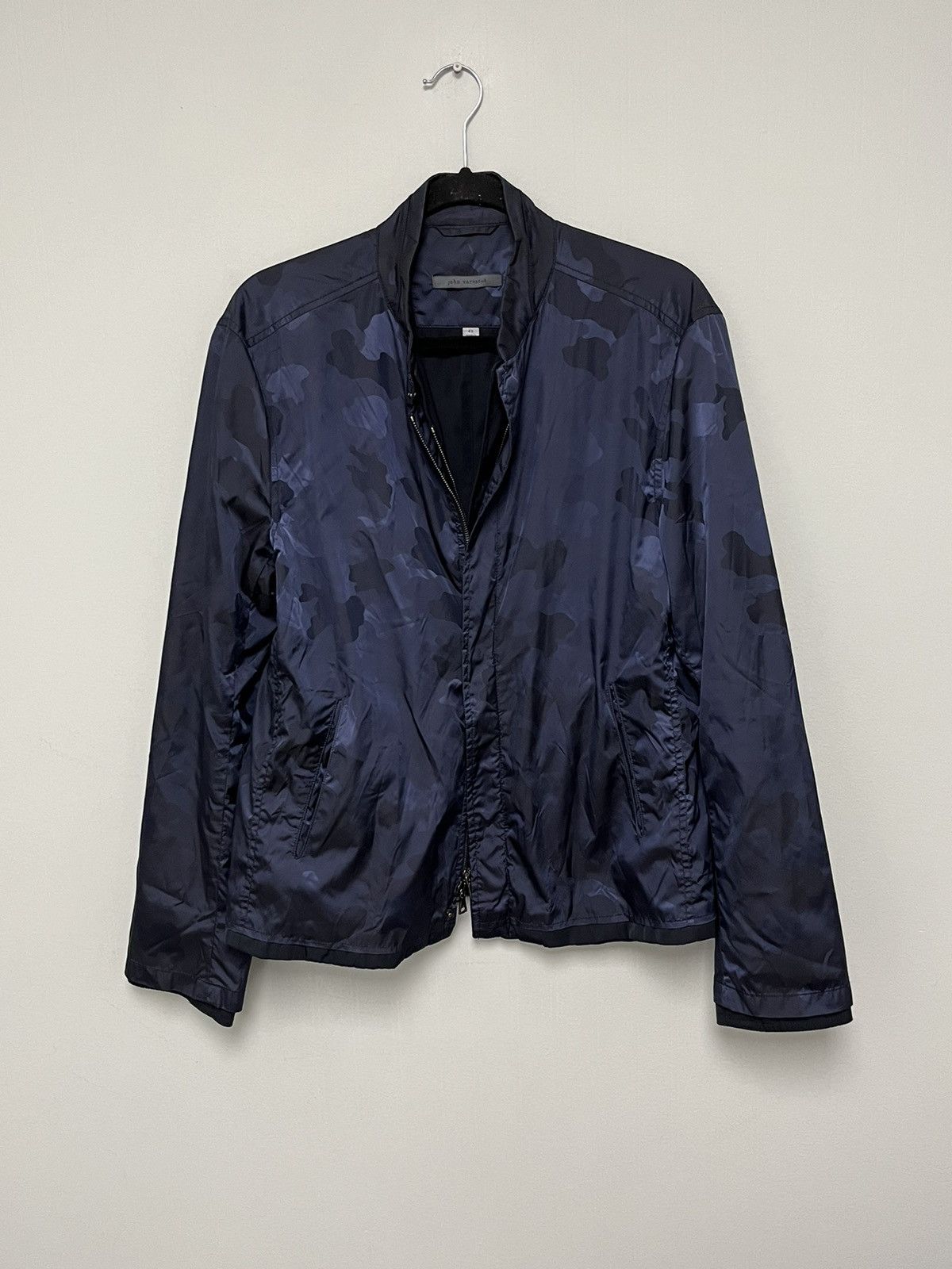 John Varvatos Camo bomber jacket. Size EU 48 US 38 Size US M / EU 48-50 / 2 - 3 Thumbnail