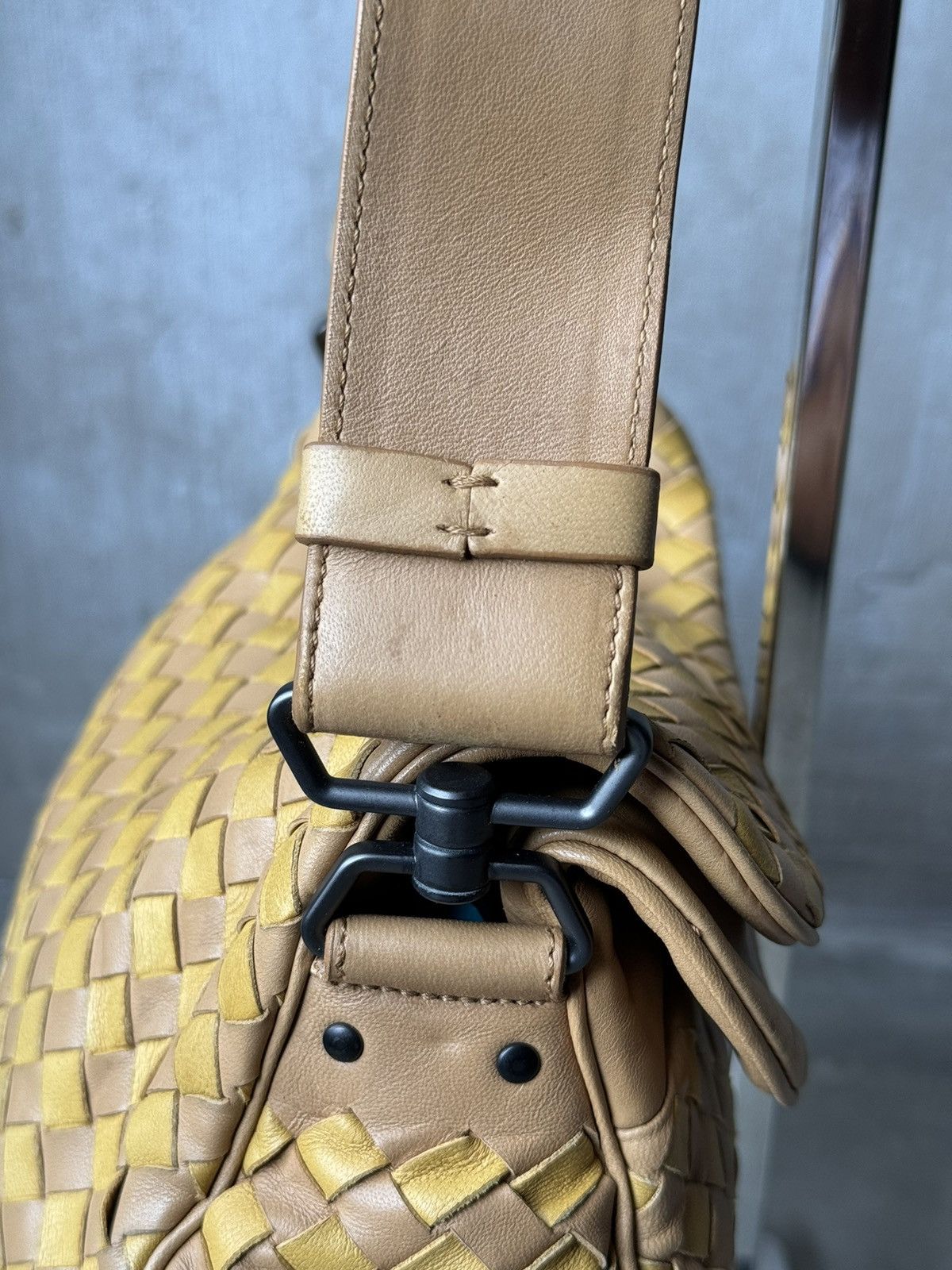 Bottega Veneta Bottega Veneta Intrecciato Leather Flap Small Shoulder Bag Size ONE SIZE - 8 Thumbnail