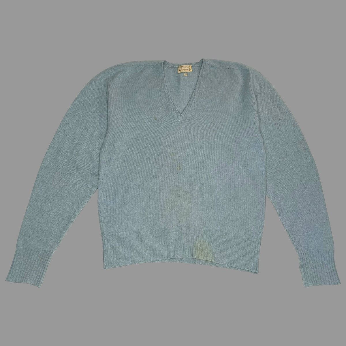 Vintage Vintage 1960s knit cashmere sweater Size US M / EU 48-50 / 2 - 1 Thumbnail