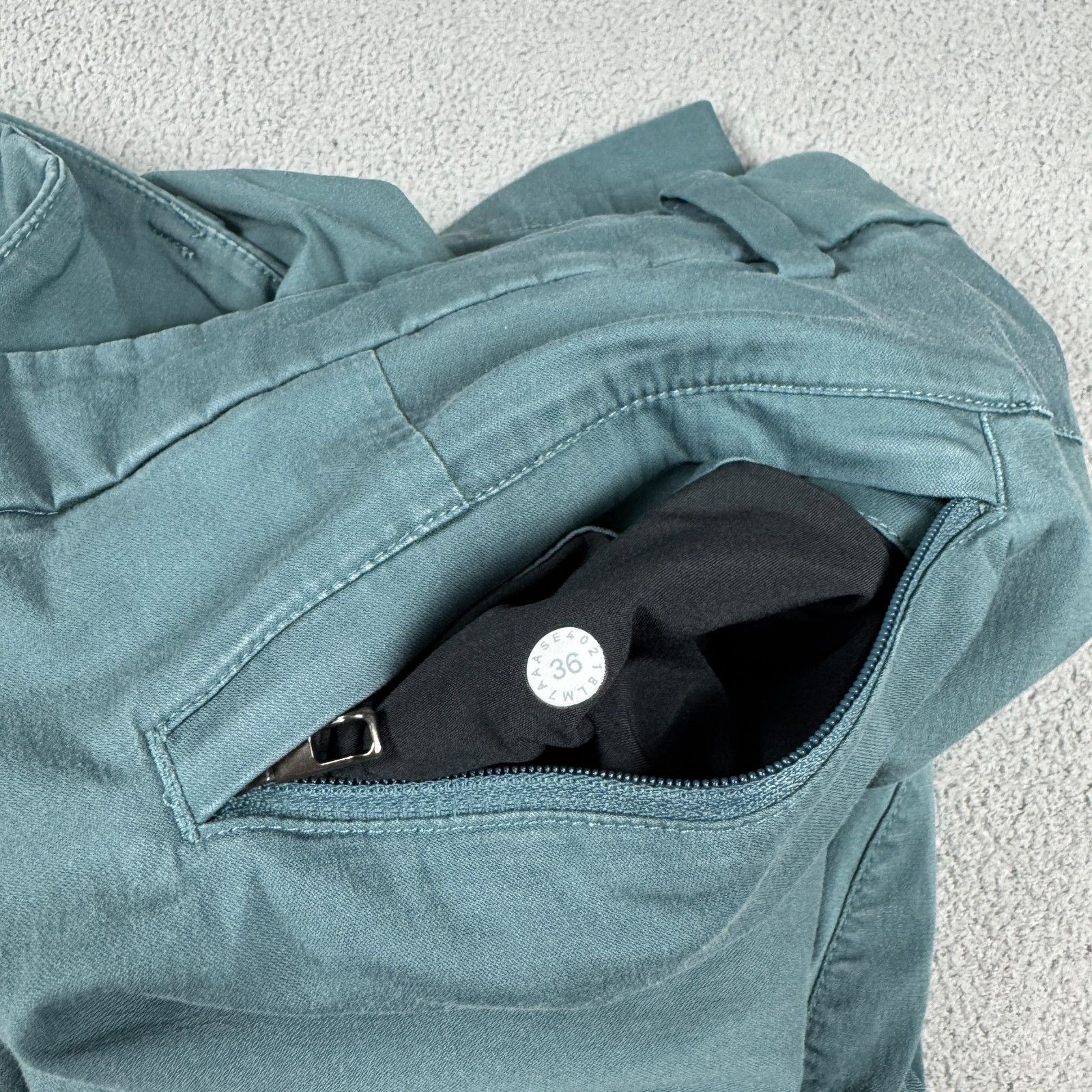 Lululemon Lululemon Commission Golf Casual Chino Tech Walk Shorts 36 Size US 36 / EU 52 - 7 Thumbnail