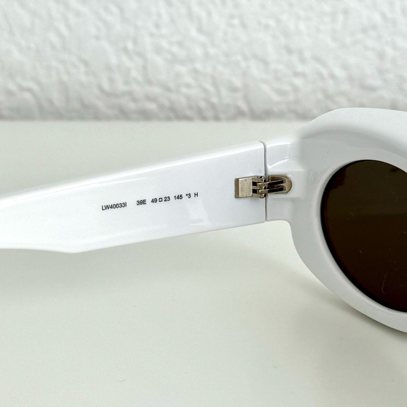 Loewe New! Loewe Sunglasses, LW40033I 39E, Authentic Size ONE SIZE - 6 Thumbnail