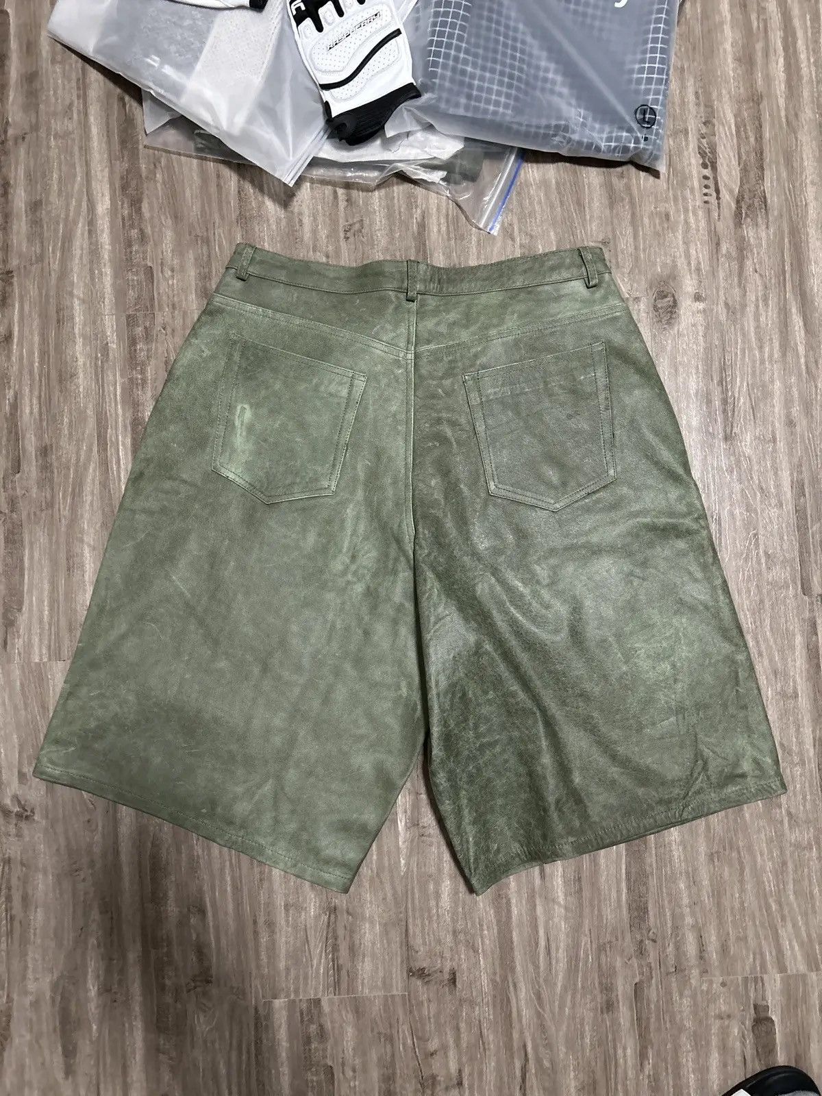 The GV Gallery Gv gallery jorts leather Size US 40 / EU 56 - 2 Thumbnail