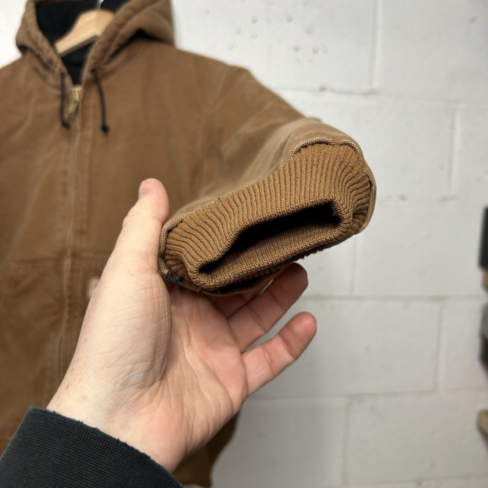 Carhartt Carhartt Sandstone Quilted Hooded Active Jacket “Brown” J130 Size US S / EU 44-46 / 1 - 6 Thumbnail
