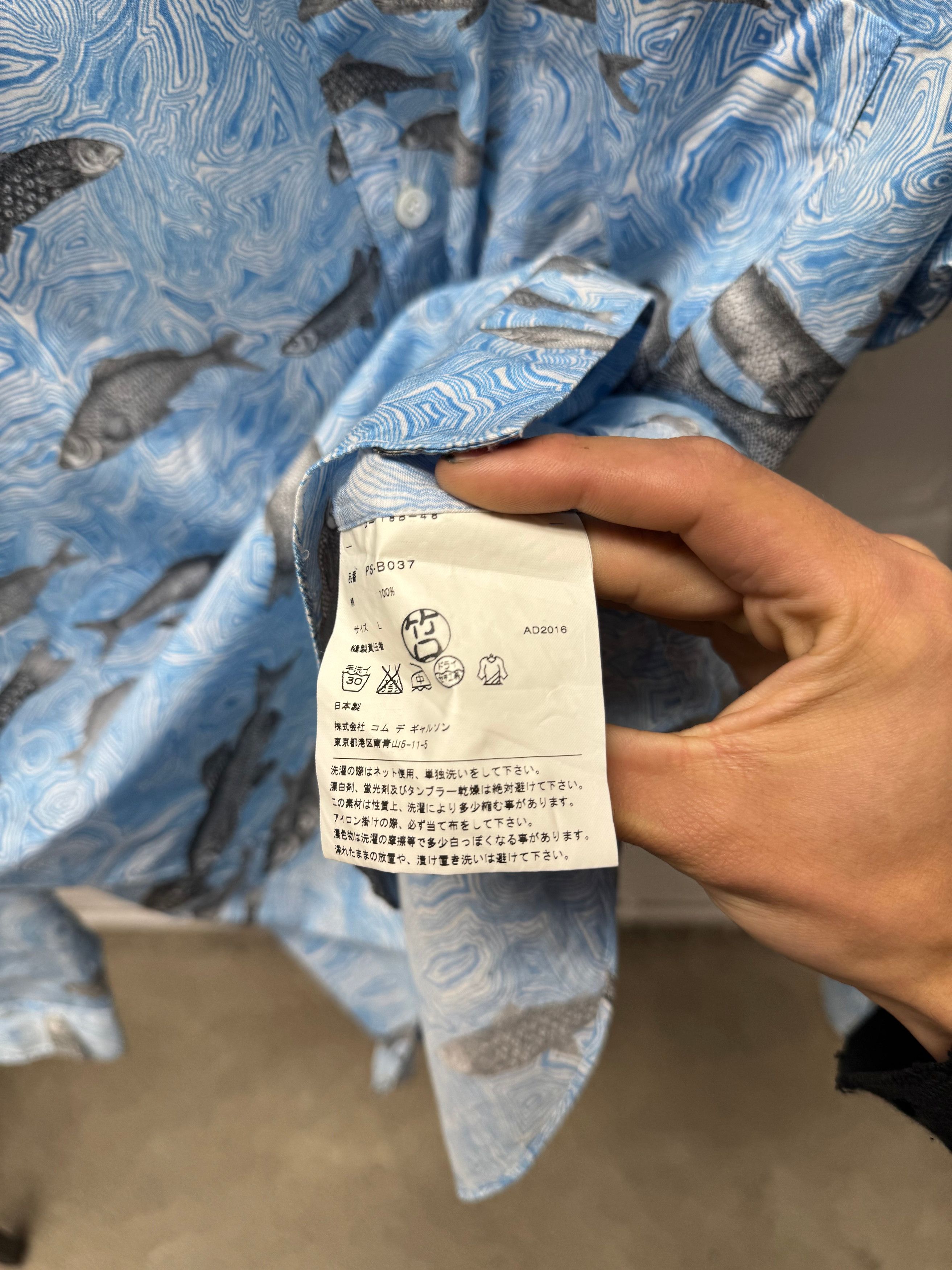 Comme des Garcons SS2016 Comme Des Garçons Homme Plus ‘Fish Print’ Button Up Shirt Size US L / EU 52-54 / 3 - 5 Thumbnail