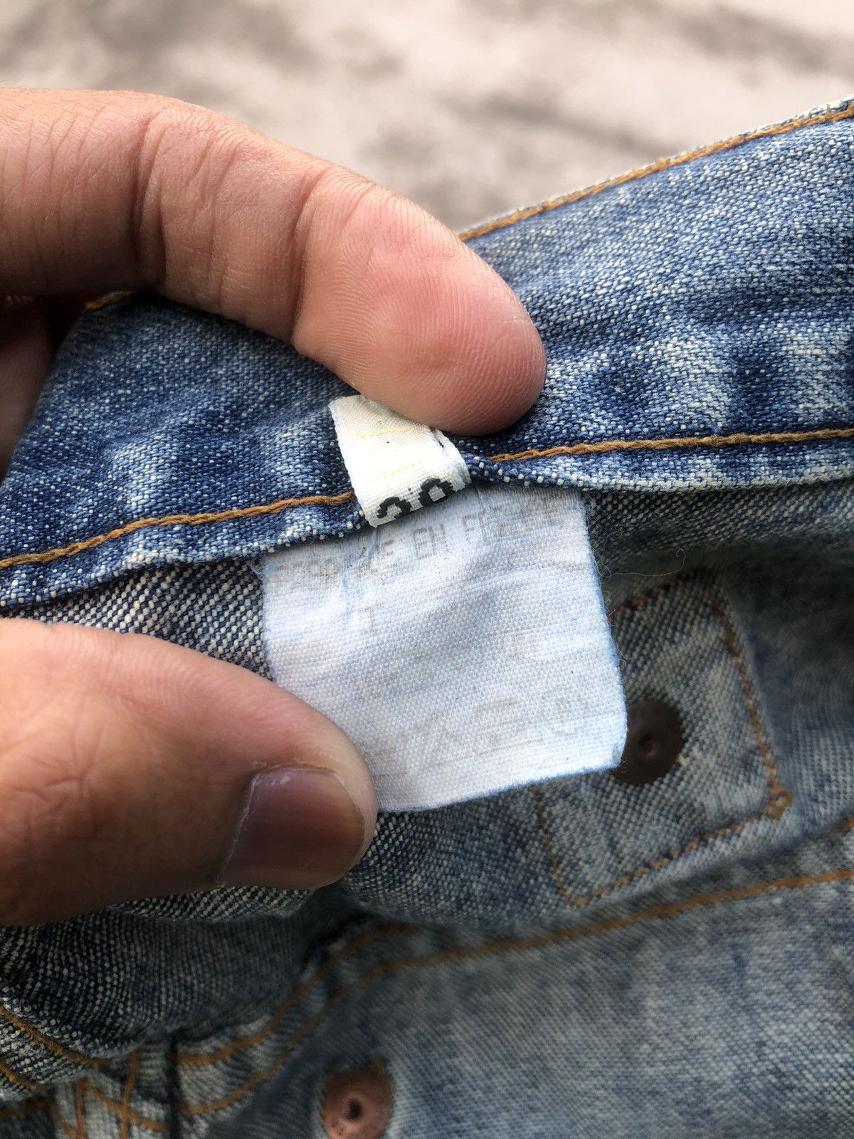 Hypebeast BAGGY⚡️⚡️VINTAGE TREVOR BUCKLE BACK DENIM Size US 29 - 2 Thumbnail