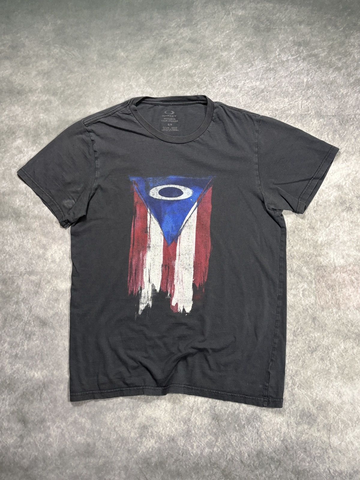 Oakley Oakley Puerto Rico Tee Shirt Software Graphic Tee Y2K Size US S / EU 44-46 / 1 - 1 Thumbnail
