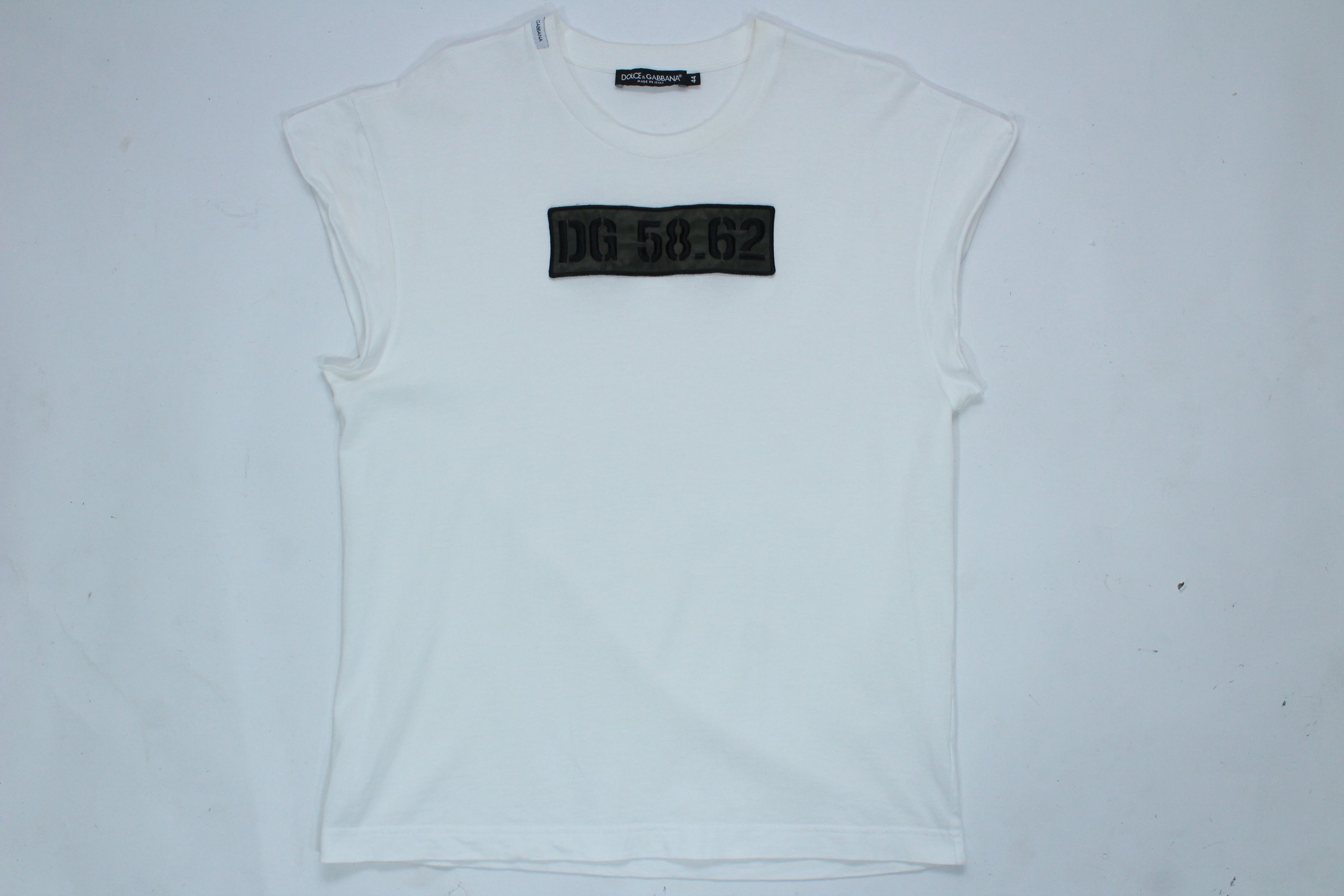 Dolce & Gabbana Dolce & Gabbana White DG 58.62 Patch T-Shirt Size US S / EU 44-46 / 1 - 12 Thumbnail