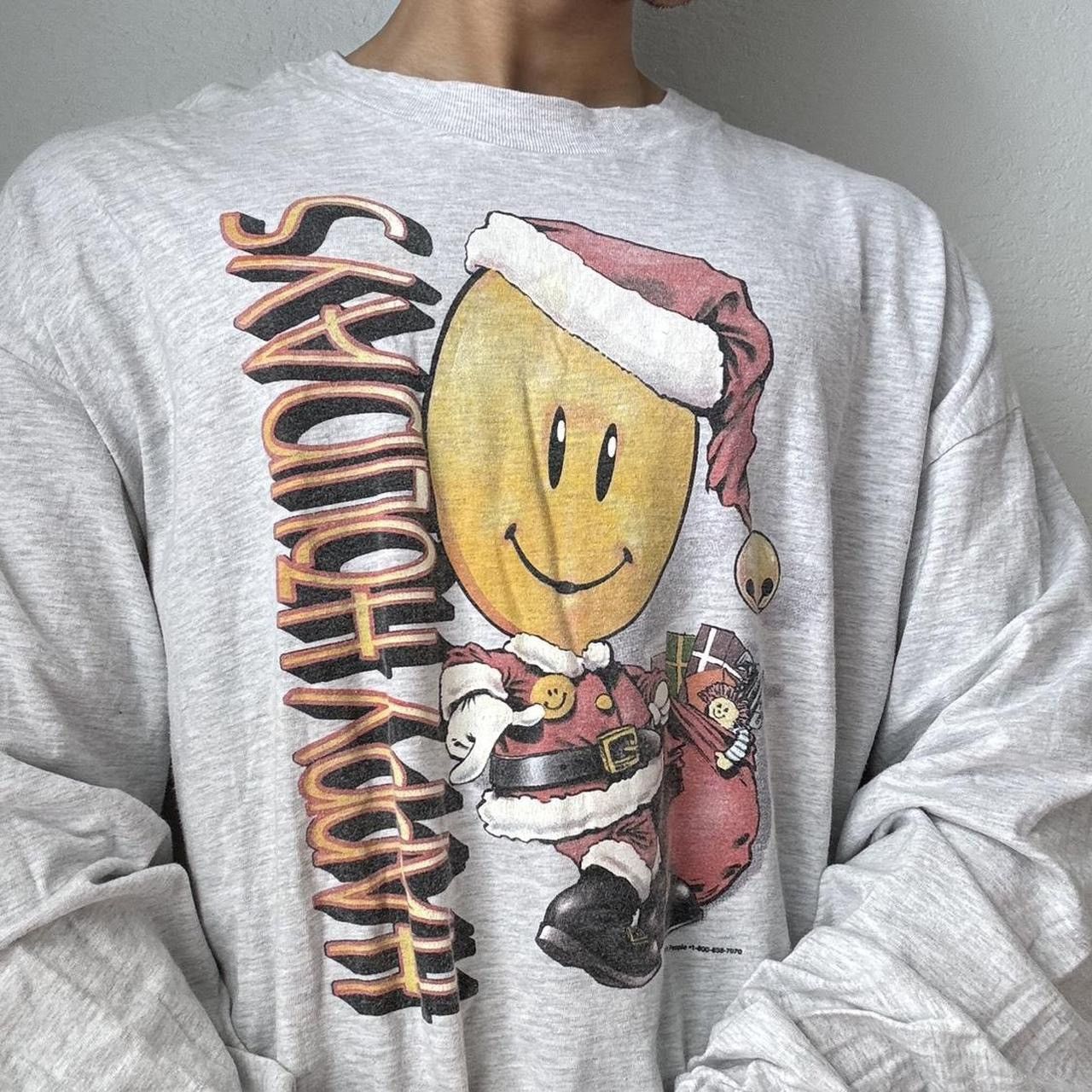 Vintage Vintage Happy Holiday 2000s Graphics Grey Long Sleeve Size US XXL / EU 58 / 5 - 1 Thumbnail