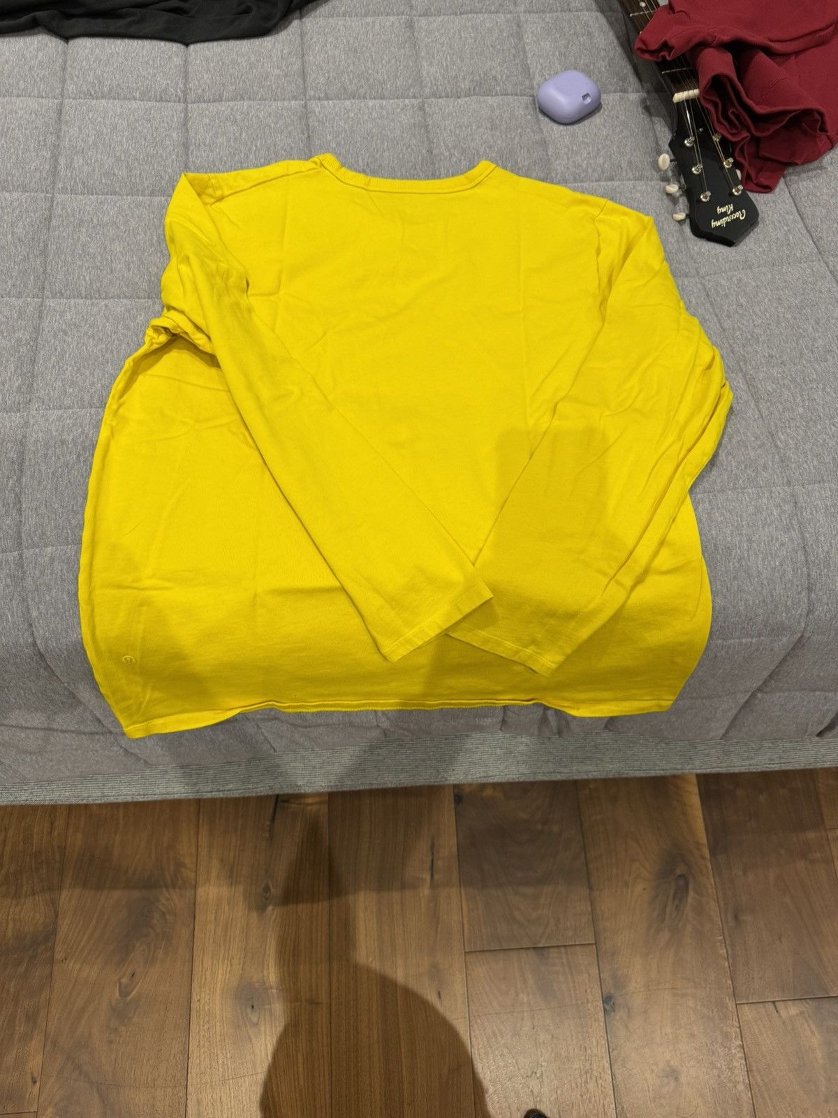 Lululemon MICHIGAN UNIVERSITY OF MICHIGAN LULULEMON LONG SLEEVE Size US XL / EU 56 / 4 - 3 Thumbnail