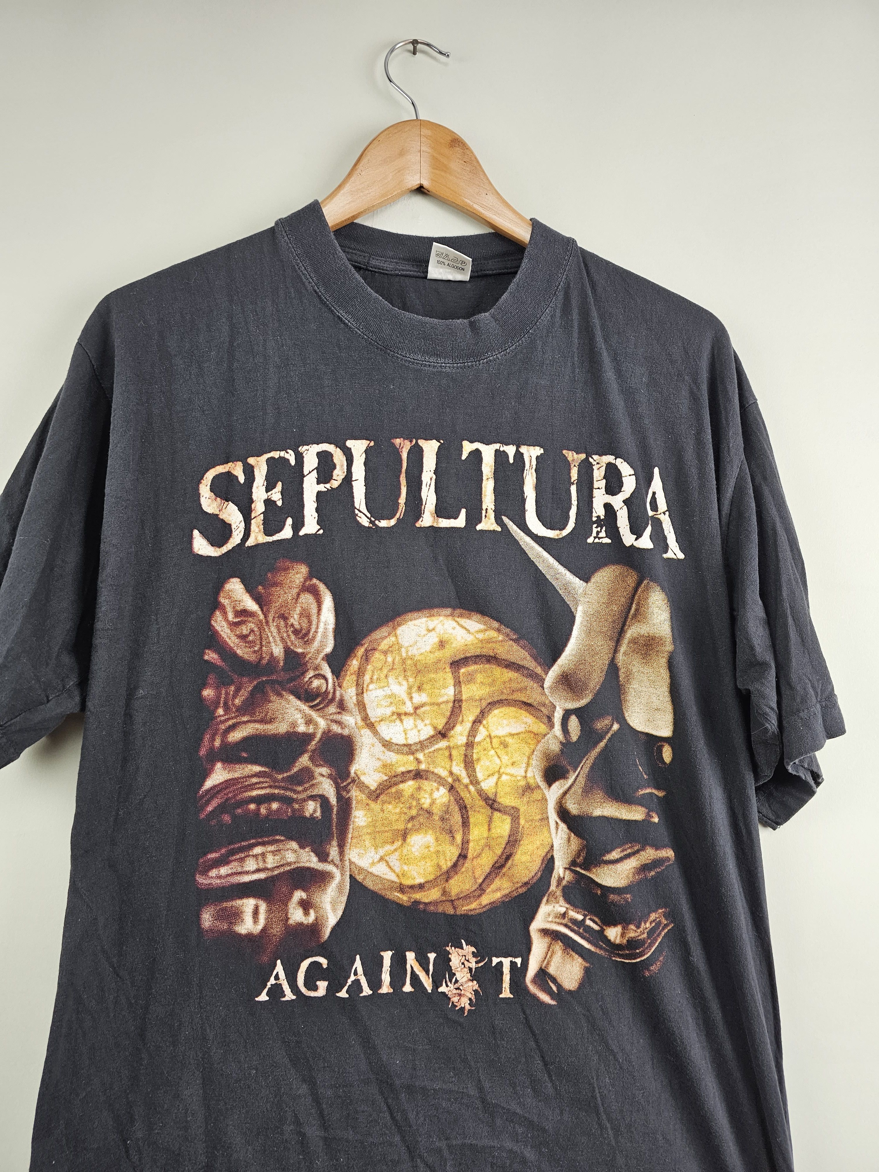 Band Tees × Rock Tees × Vintage 90s Sepultura Against Roots Metal 