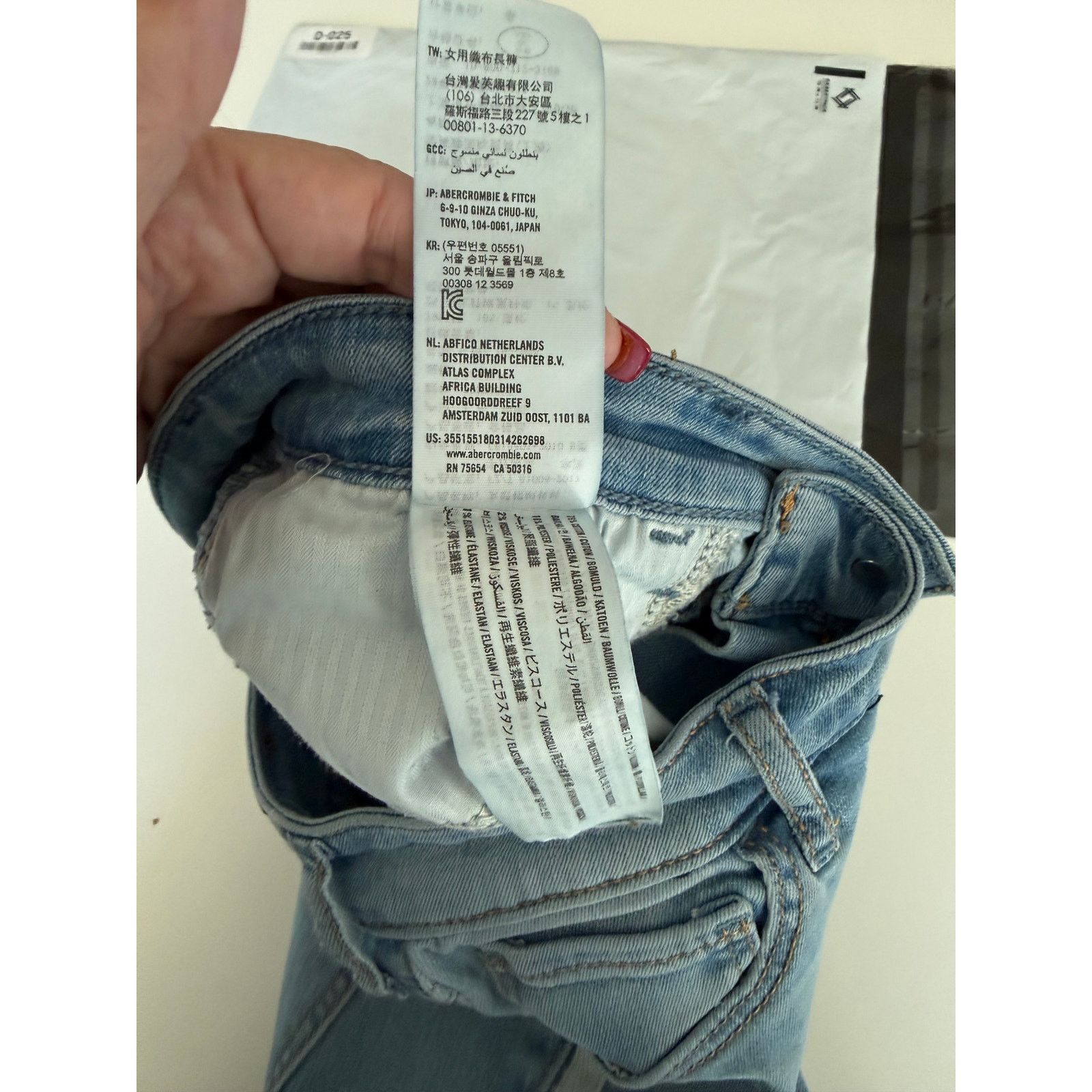 Hollister Hollister High Rise Light Wash Stripe Crop Slim Jeans - D025 Size 27" / US 4 / IT 40 - 7 Thumbnail
