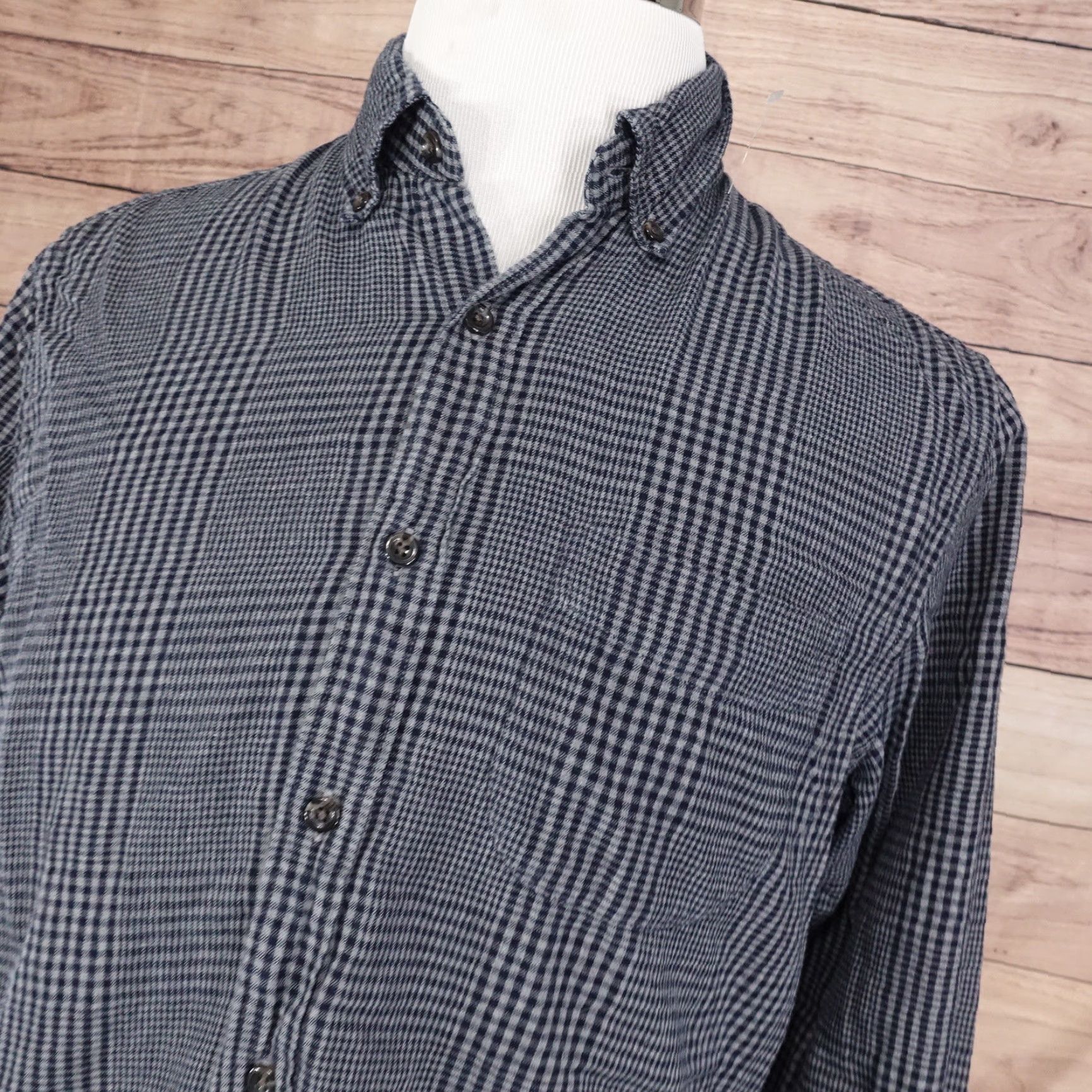 J.Crew Vintage J.Crew Slim Fit Grey Check Button-Down Shirt Men Medium Size US M / EU 48-50 / 2 - 2 Thumbnail