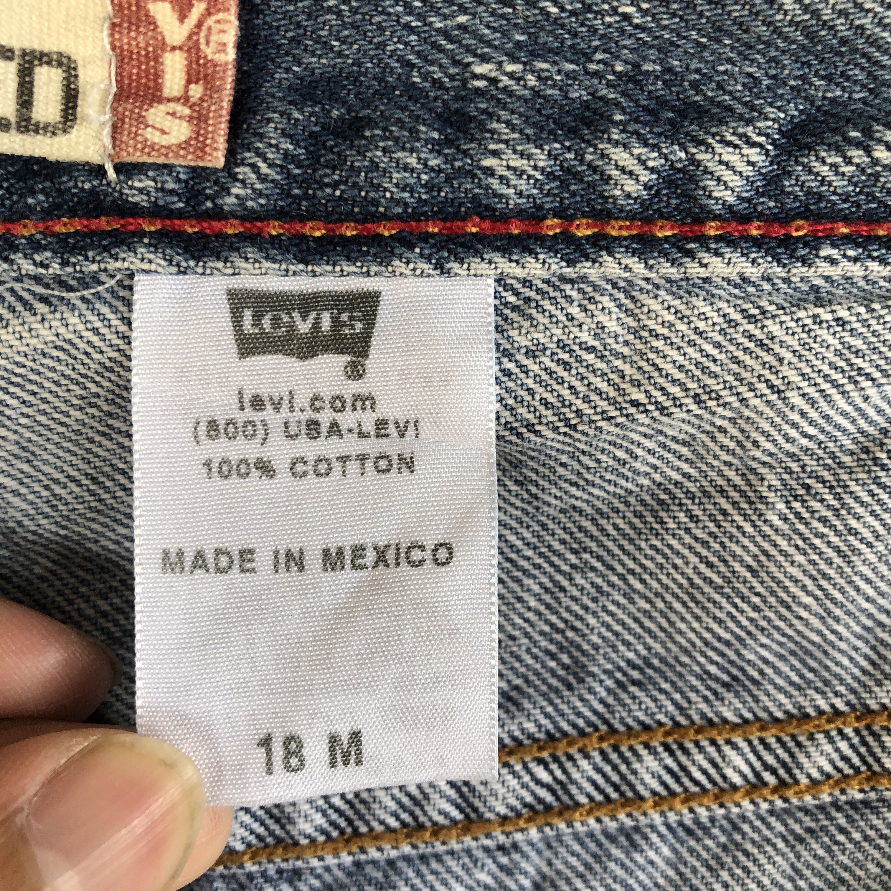 Levi's Vintage Levis Sun Faded Jeans Levi's 550 Light Wash Denim Size US 38 / EU 54 - 9 Thumbnail