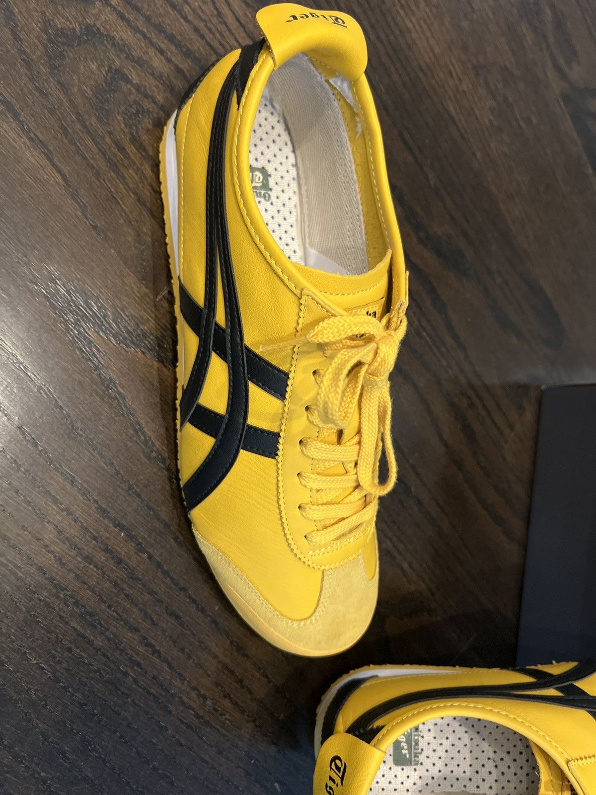 Onitsuka Tiger Onitsuka tiger mexico 66 Kill Bill yellow Size US 9.5 / EU 42-43 - 2 Thumbnail