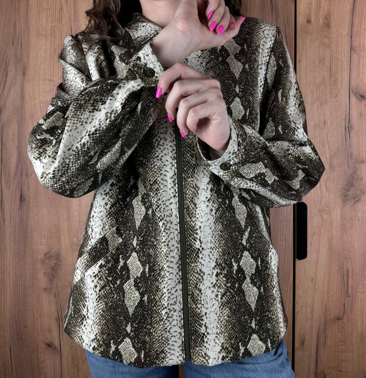 Japanese Brand VARSITY BOMBER 00s SNAKEs print JACKET Size M / US 6-8 / IT 42-44 - 3 Thumbnail