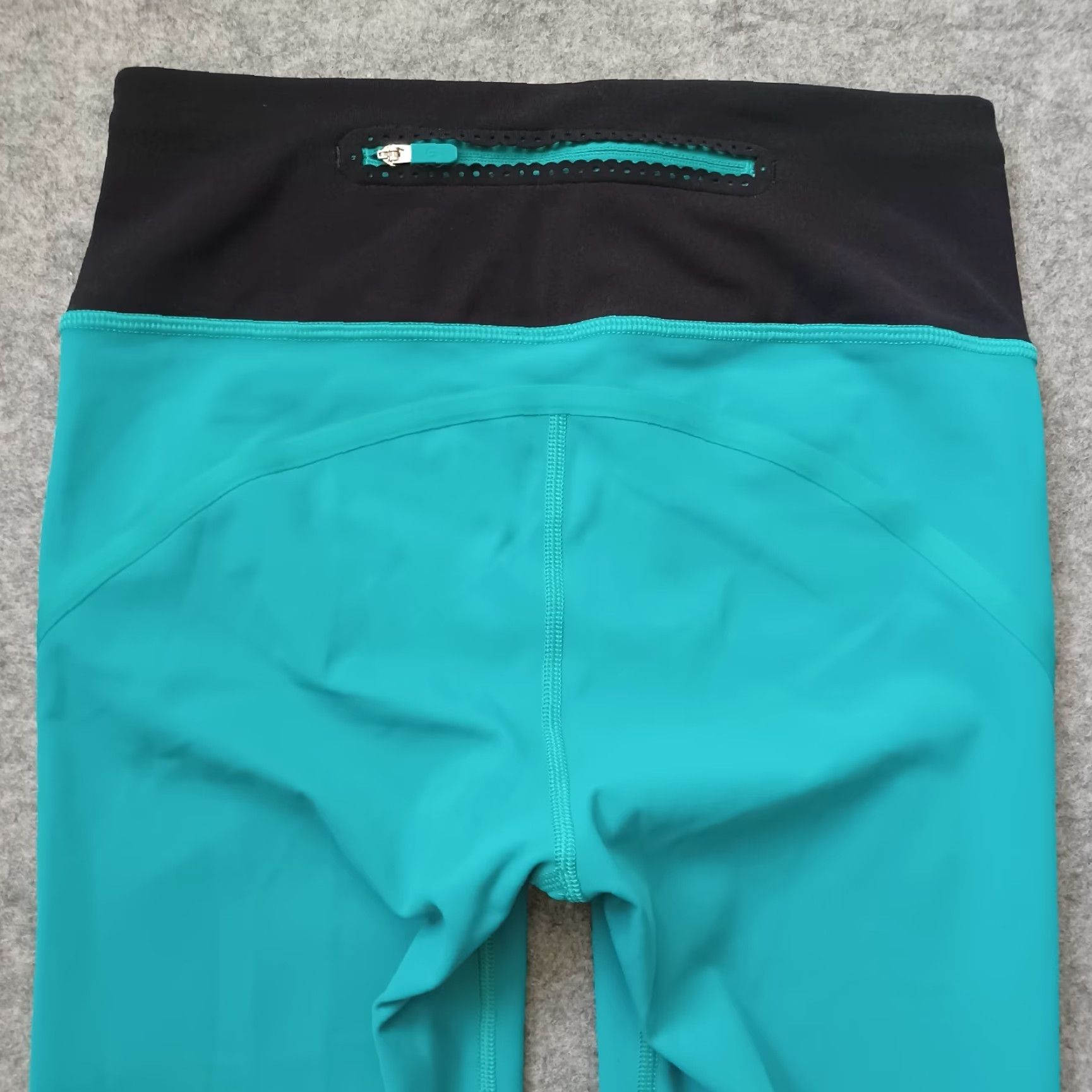 Lululemon Lululemon Leggings Cropped 4 Green Viridian Smooth Stride Athletic Womens Running Yoga Stretch Comfort Shaping Luxtreme Cross Training Easy Care Size 27" / US 4 / IT 40 - 3 Thumbnail