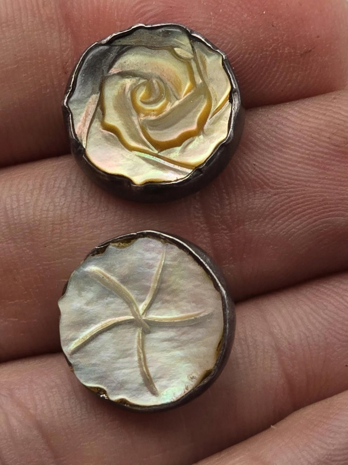 The Unbranded Brand Vintage Sterling Silver Hand-Carved Mother of Pearl Earrings Size ONE SIZE - 5 Thumbnail