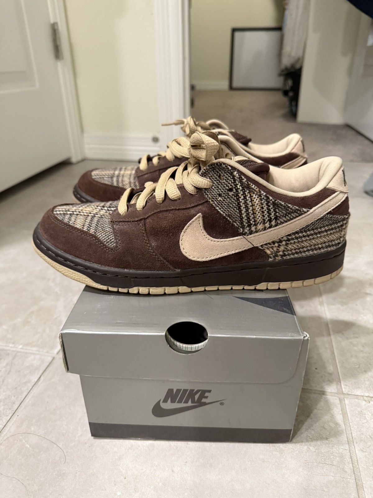 Nike Nike SB Dunk Low Tweed Size US 9 / EU 42 - 3 Thumbnail