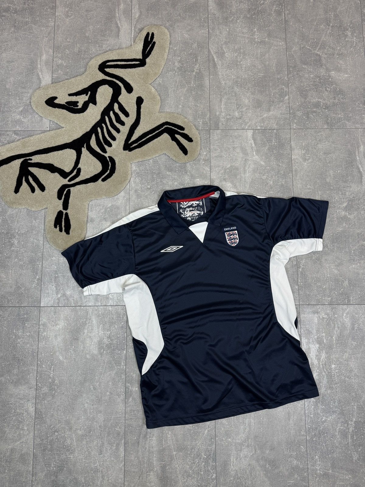 Umbro Mens Vintage Umbro England National Team T-shirt jersey Size US L / EU 52-54 / 3 - 1 Thumbnail