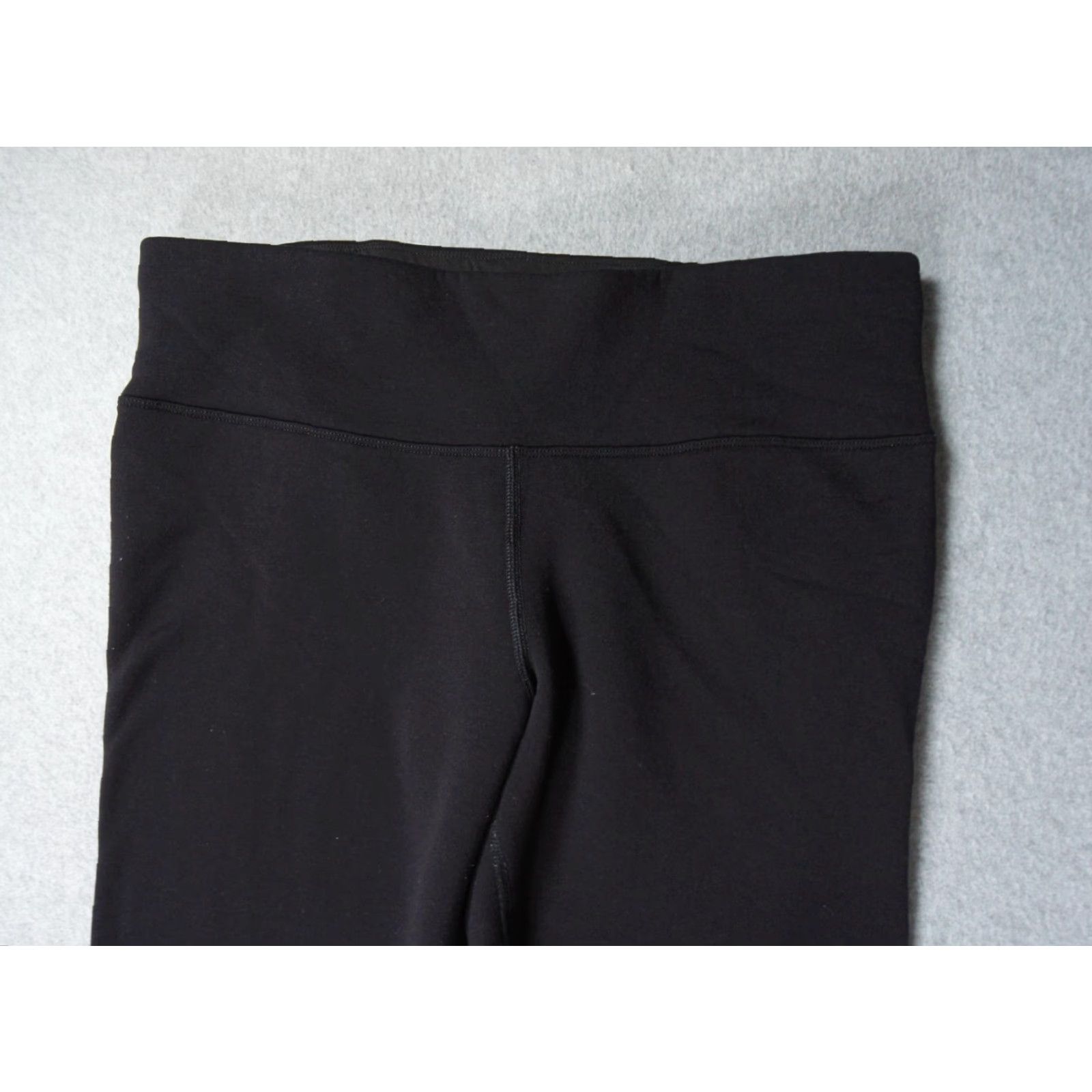 Athleta **Black Polartec Fleece XL Athleta Legging** User: **Altitude Black Polartec Fleece XL Athleta Legging** Size 40" / US 18 - 2 Thumbnail