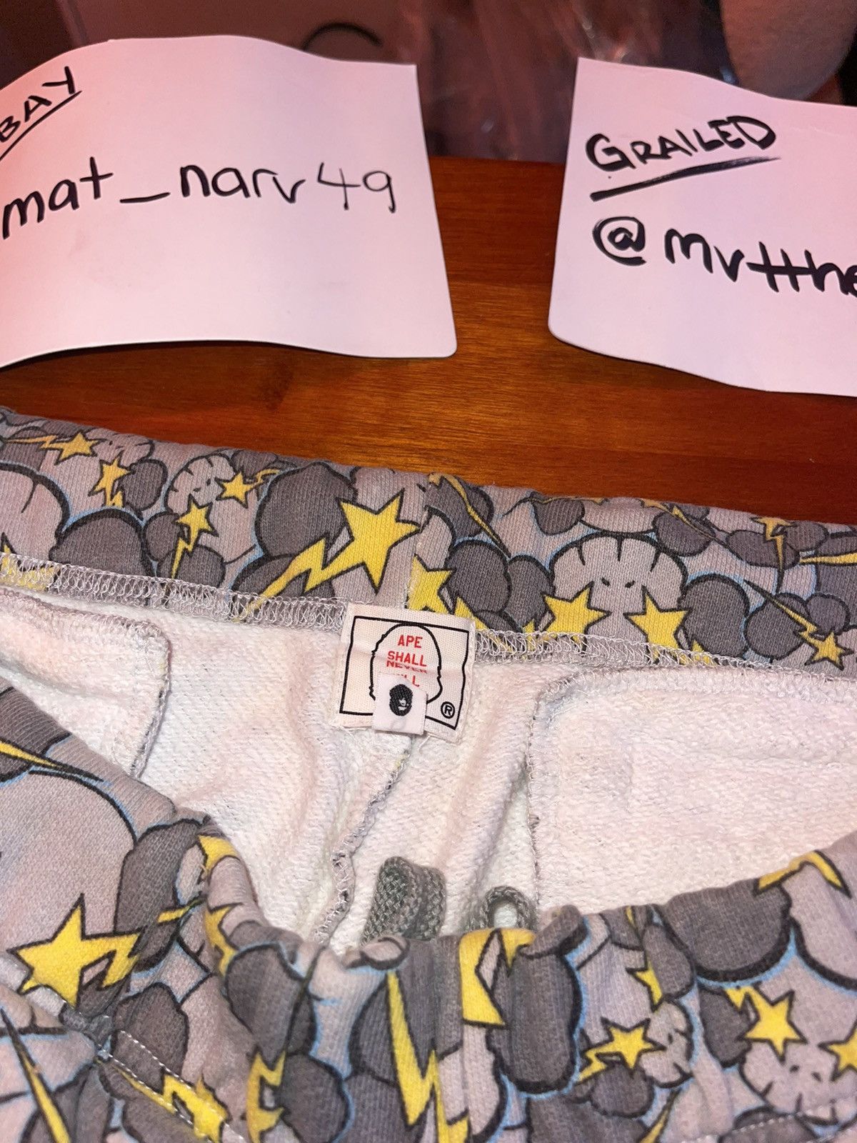 Bape × Kaws 2005 BAPE x KAWS SKULLSTA SWEAT SHORTS Size US 33 - 4 Thumbnail