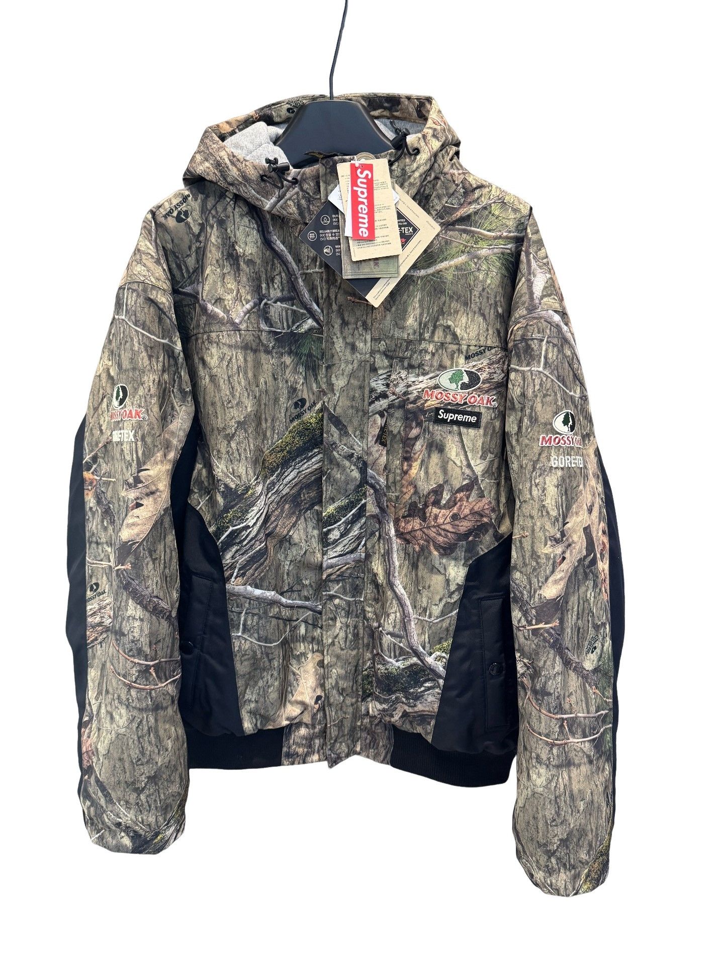 Supreme Supreme x Mossy Oak Camo Gore-Tex Jacket Size L Size US L / EU 52-54 / 3 - 1 Thumbnail