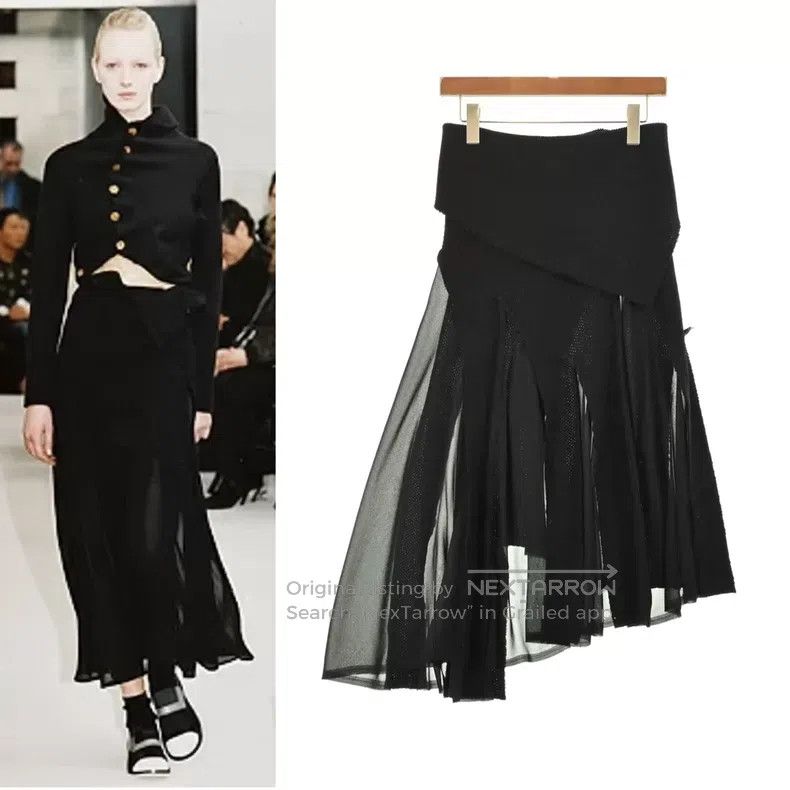 Comme des Garcons Comme Des Garcons size M Asymmetrical Material Deformed Ski Size 23" - 1 Thumbnail