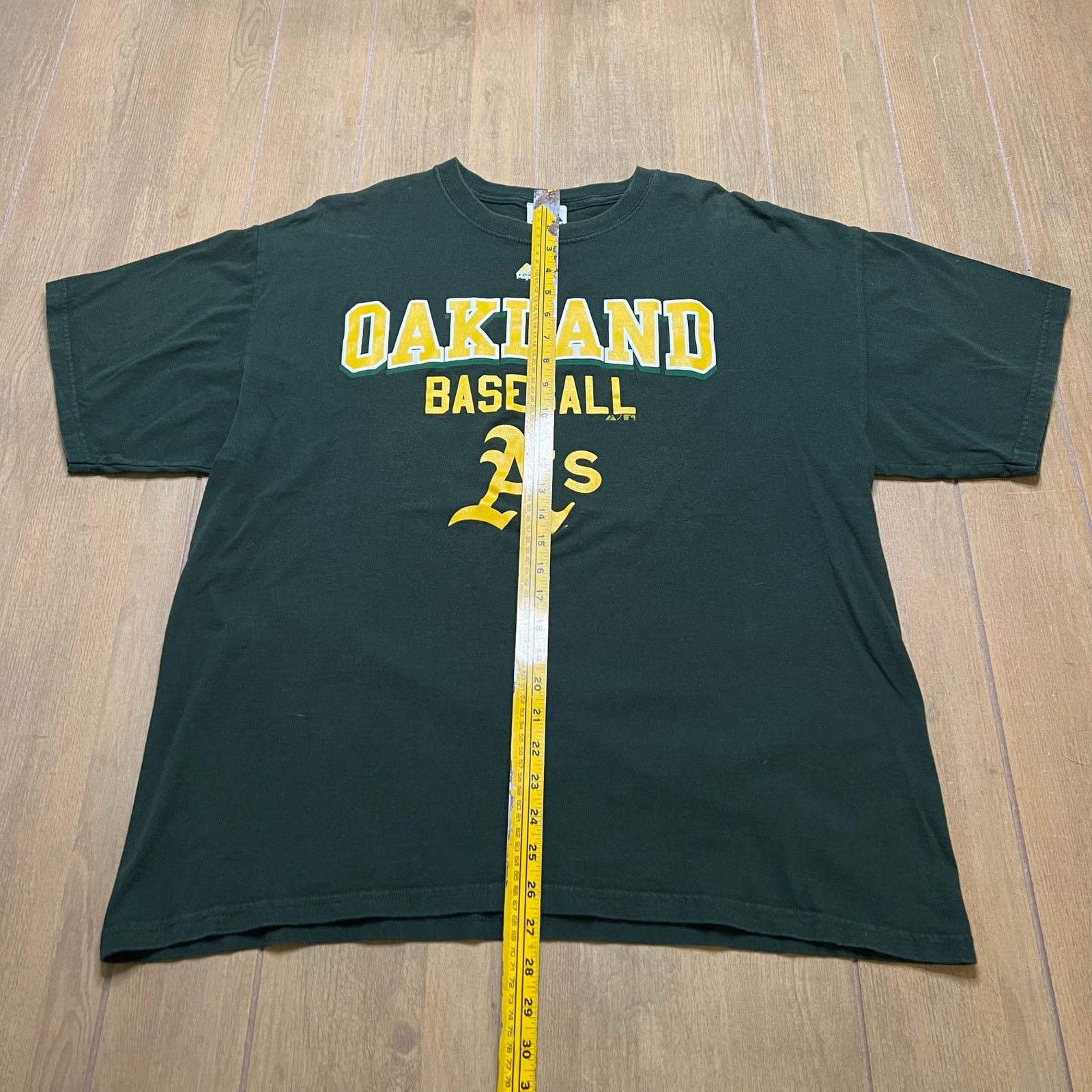 Majestic Vintage Oakland Athletics Baseball T-shirt Men Sz XL Size US XL / EU 56 / 4 - 5 Thumbnail