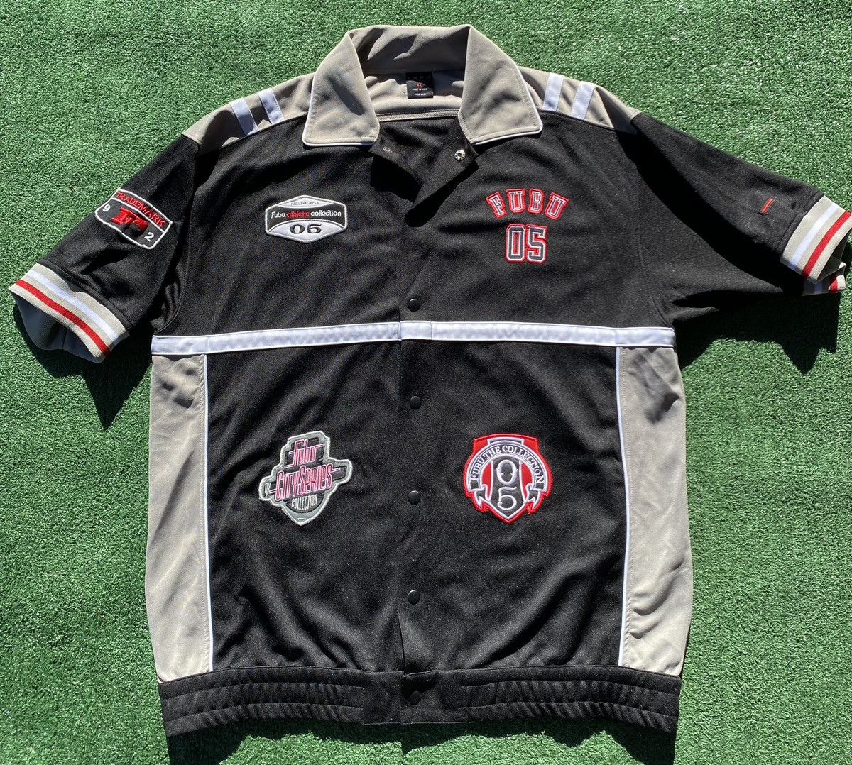 Fubu Vintage Y2K Fubu 05 City Series Snap Shirt Men’s 2XL Size US XXL / EU 58 / 5 - 2 Thumbnail