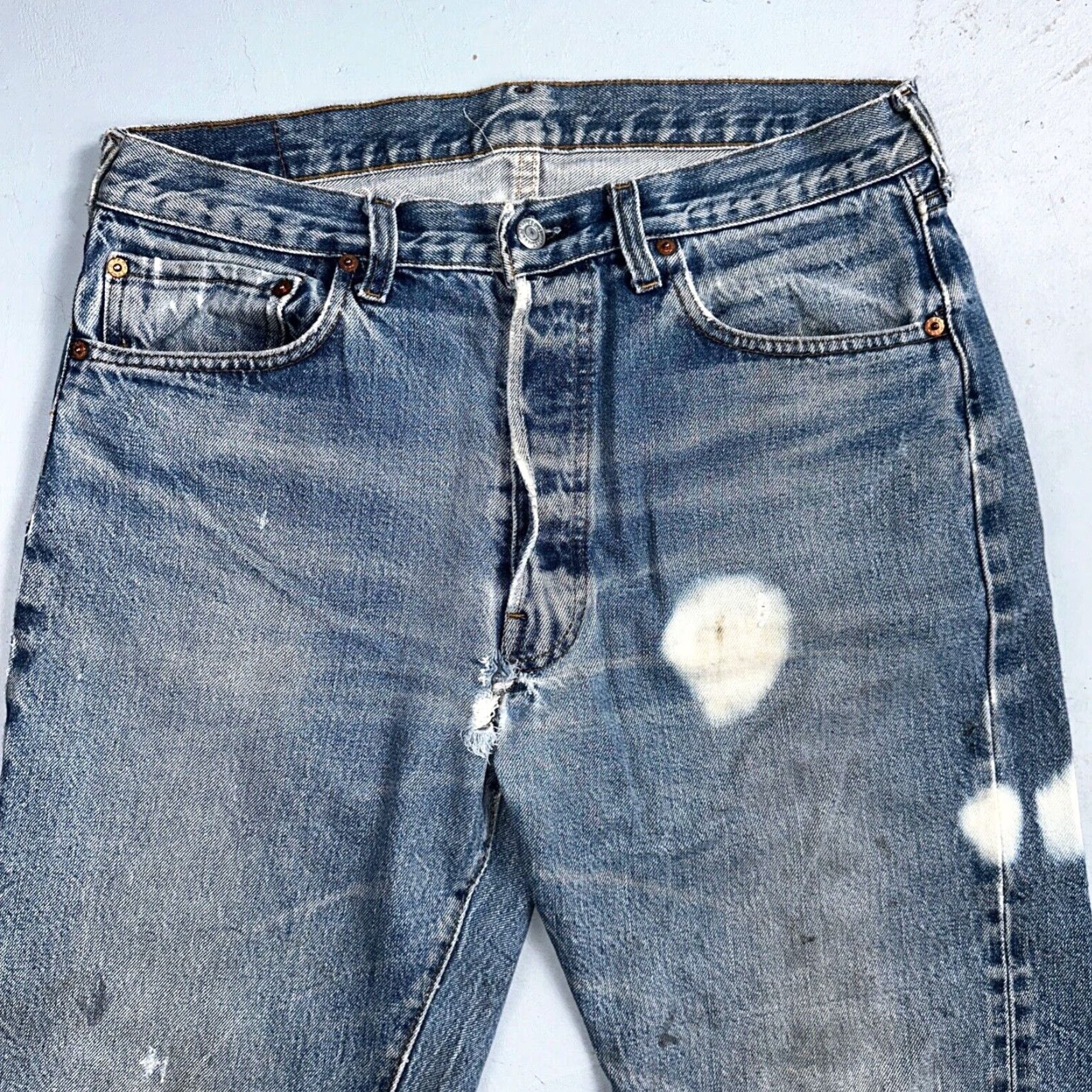 Levi's Levi's 501 XX Jeans Vintage 80s Redline Selvedge USA Med Wash 35x36 36 Inseam Button Block Distressed Regular Mens Jeans Size US 35 - 2 Thumbnail