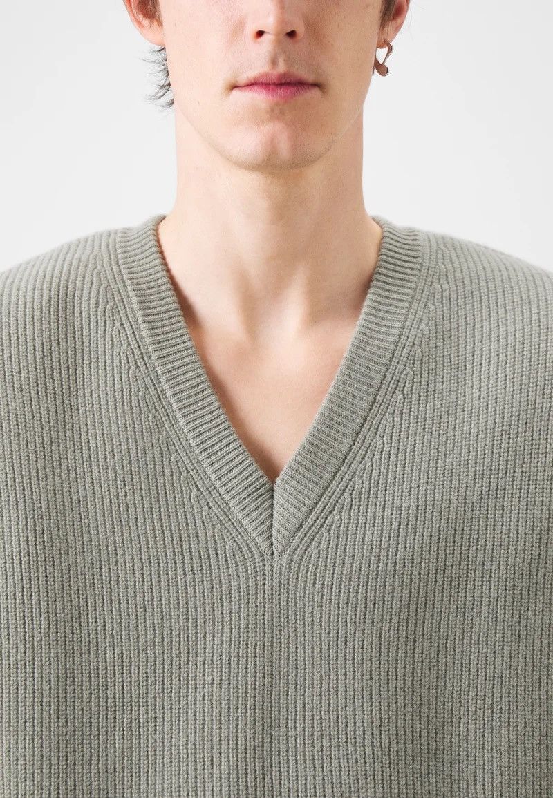 Wooyoungmi !DS! SS23 Wooyoungmi Green Knitted V-Neck Vest Size US M / EU 48-50 / 2 - 5 Thumbnail