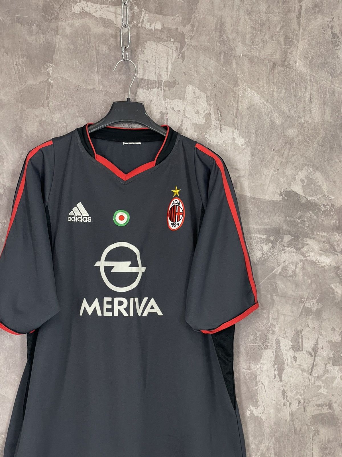 Vintage Adidas AC Milan 2003/2004 Vintage Jersey Size US L / EU 52-54 / 3 - 4 Thumbnail