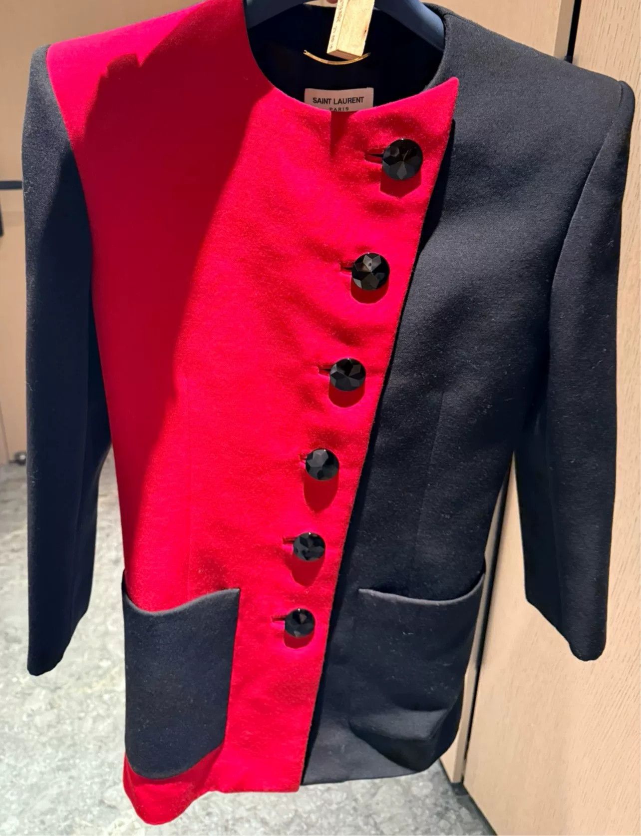 Saint Laurent Paris YSL Saint Laurent Red Black Blazer Size XS / US 0-2 / IT 36-38 - 1 Thumbnail