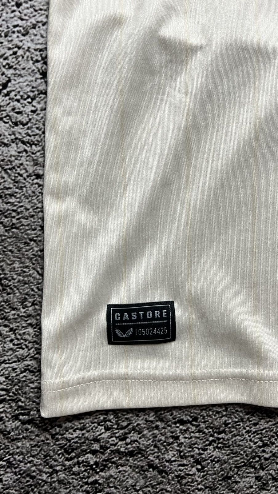 Castore 2024-2025 Everton third kit castore jersey Size US XXL / EU 58 / 5 - 3 Thumbnail