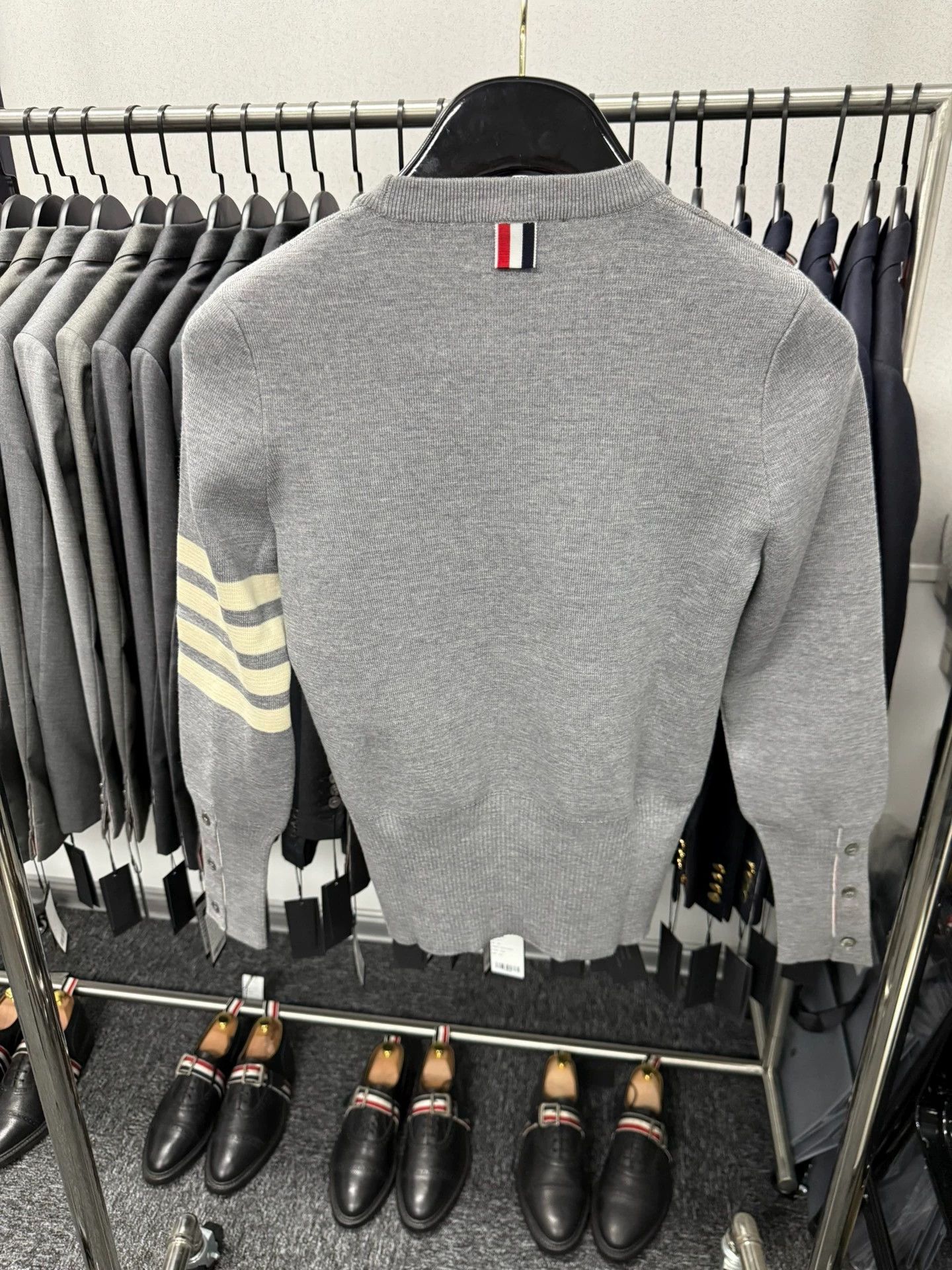 Thom Browne Thom Browne Light Gray 4-Bar Wool Sweater Women's SZ38 Size XS / US 0-2 / IT 36-38 - 2 Thumbnail