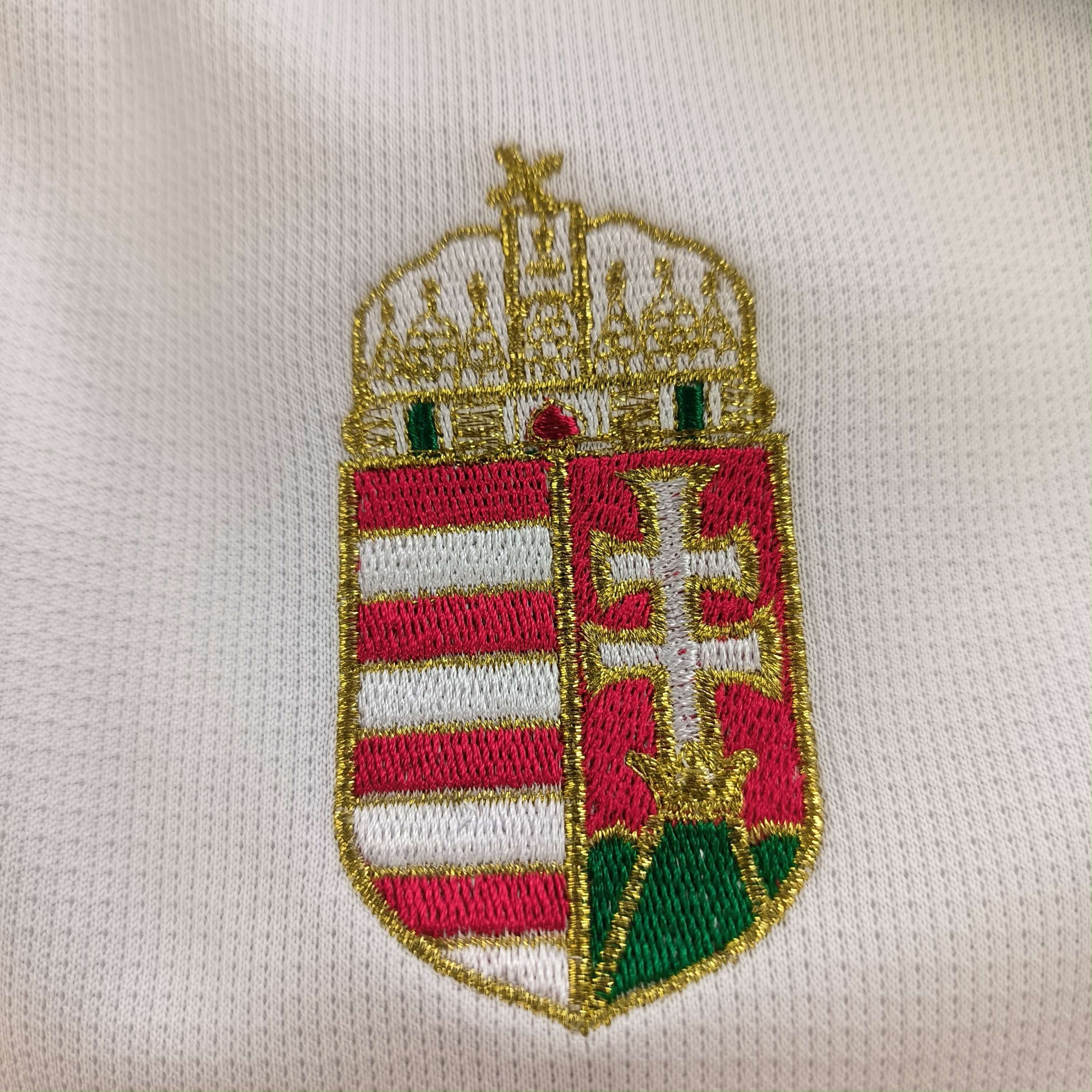 Adidas Hungary 2007 Adidas football traveller polo size M Size US M / EU 48-50 / 2 - 3 Thumbnail