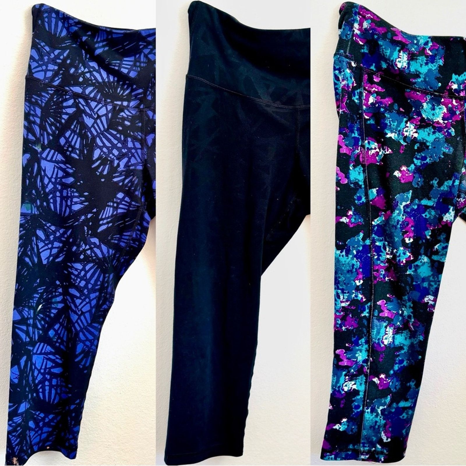 Old Navy 3 OLD NAVY Blue Print $48 High Rise Crop Leggings Capri Size 32" / US 10 / IT 46 - 1 Thumbnail