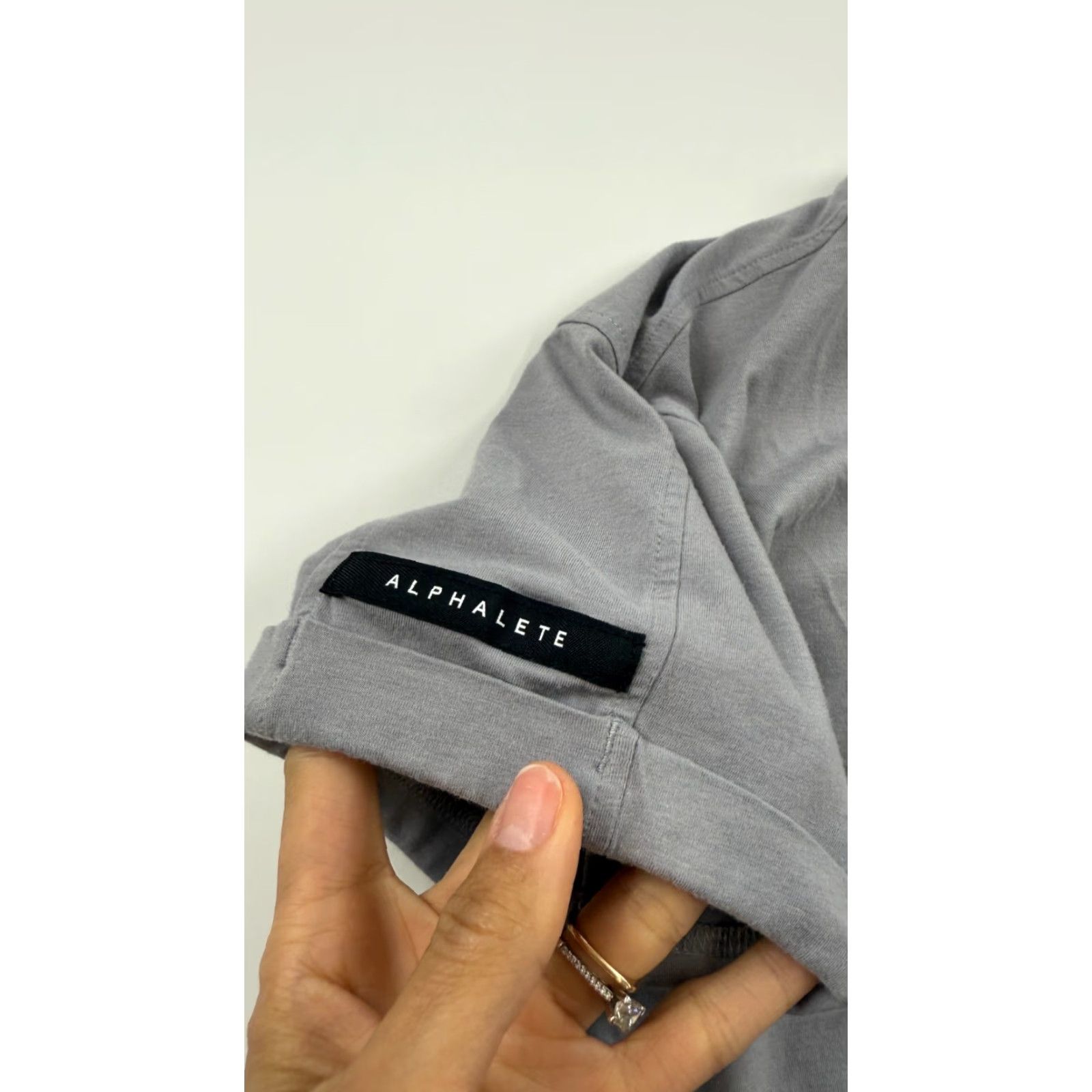Vintage Alphalete Shirt Mens Medium Gray Stretch Relaxed Fit Pullover Tee Size US M / EU 48-50 / 2 - 3 Thumbnail