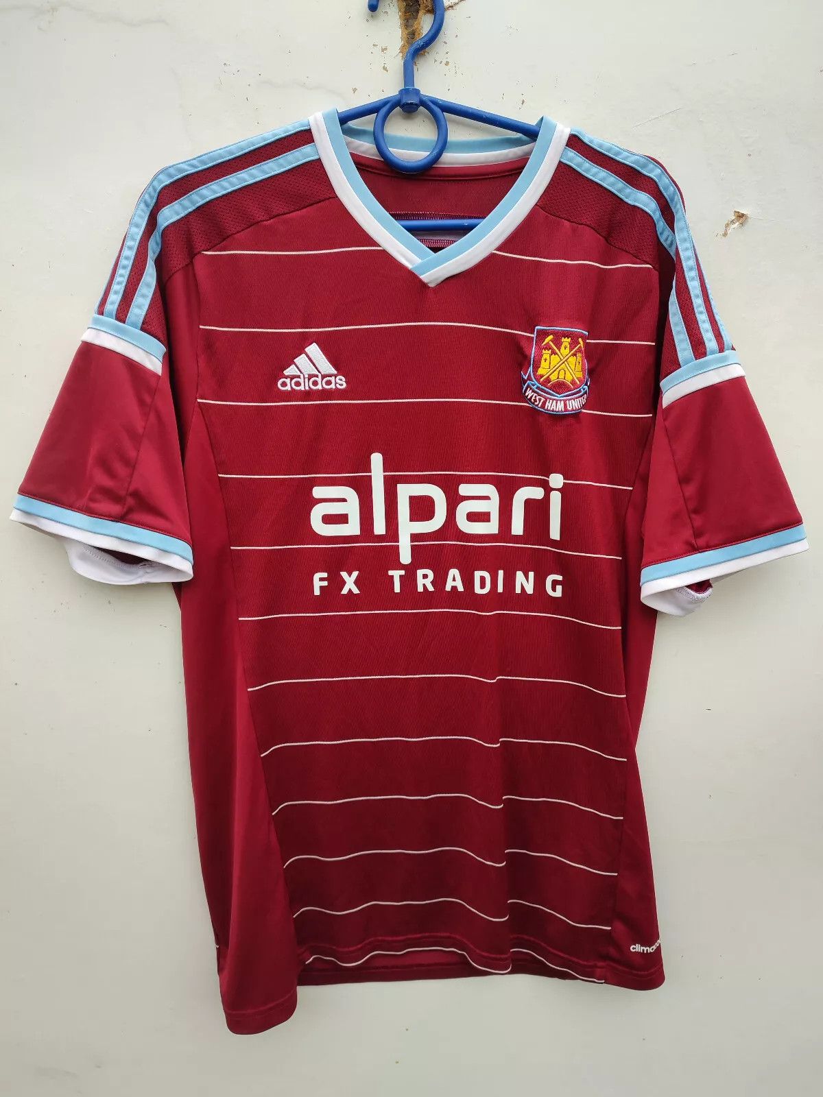 Other WEST HAM UNITED 2014 2015 HOME FOOTBALL Kit SHIRT SOCCER Size US S / EU 44-46 / 1 - 13 Thumbnail