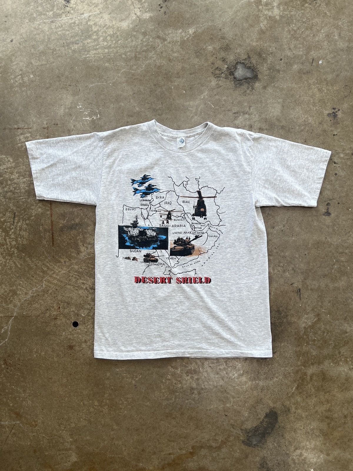 Vintage 90s Desert Shield Military War Social Tee Large Size US L / EU 52-54 / 3 - 2 Thumbnail