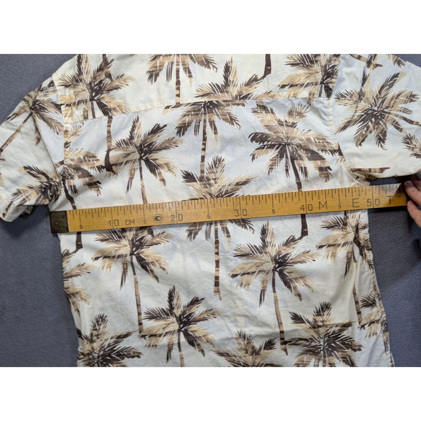 Anerkjendt Anerkjendt Hawaii Button Shirt Mens M Beige Palms pattern Shirt Mens M Beige Palms pattern Size US M / EU 48-50 / 2 - 2 Thumbnail