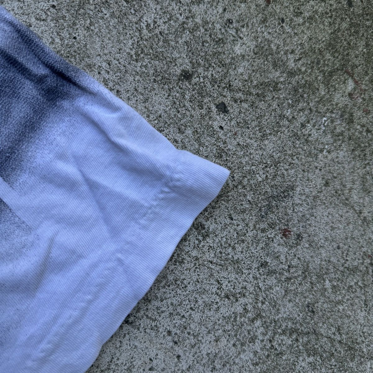 Vintage 90s Paper Thin Dragon Shirt Faded Thrashed ERD Distressed Size US L / EU 52-54 / 3 - 7 Thumbnail