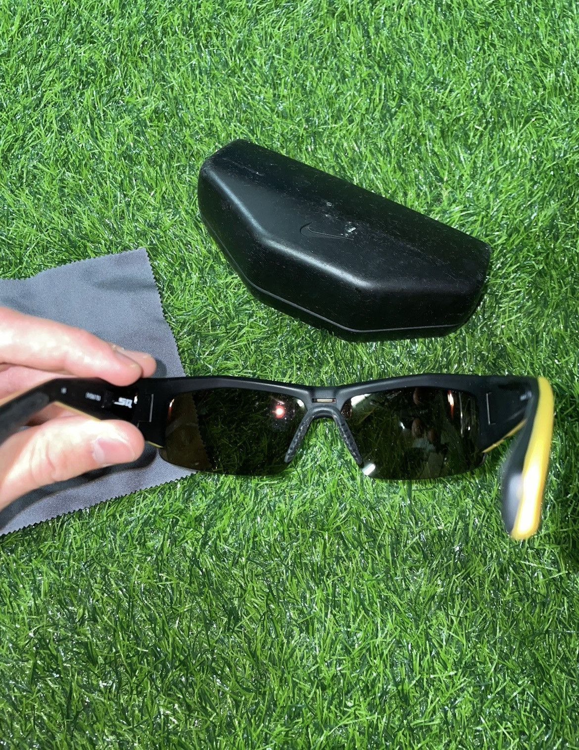 Nike nike max optics Athletic Sports sunglasses Size ONE SIZE - 5 Thumbnail