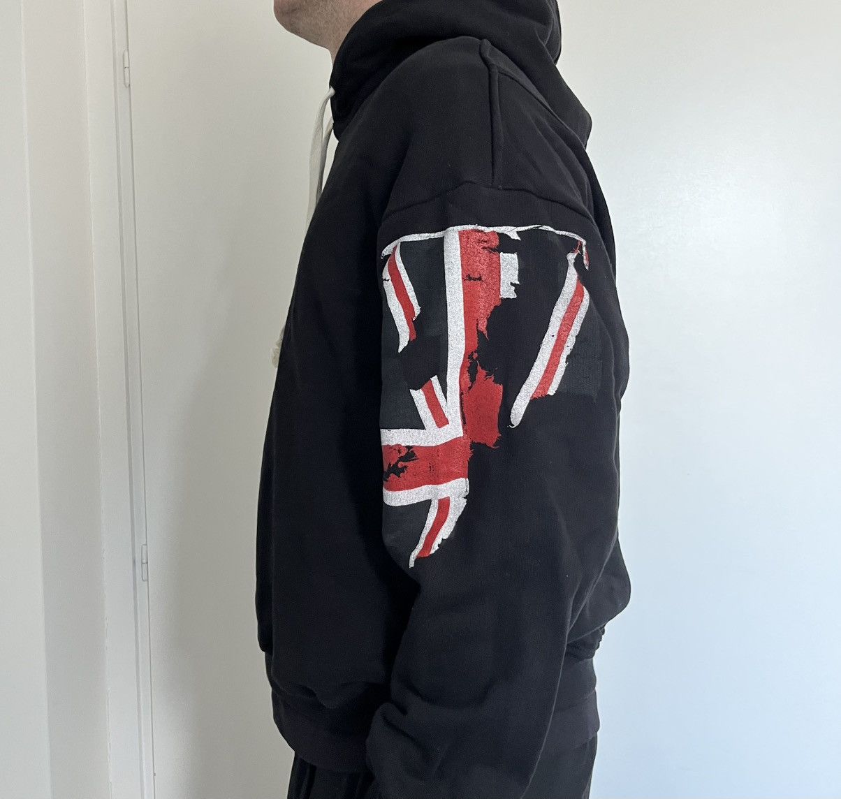 Represent Clo. Represent hoodie - UK flag Size US M / EU 48-50 / 2 - 1 Thumbnail