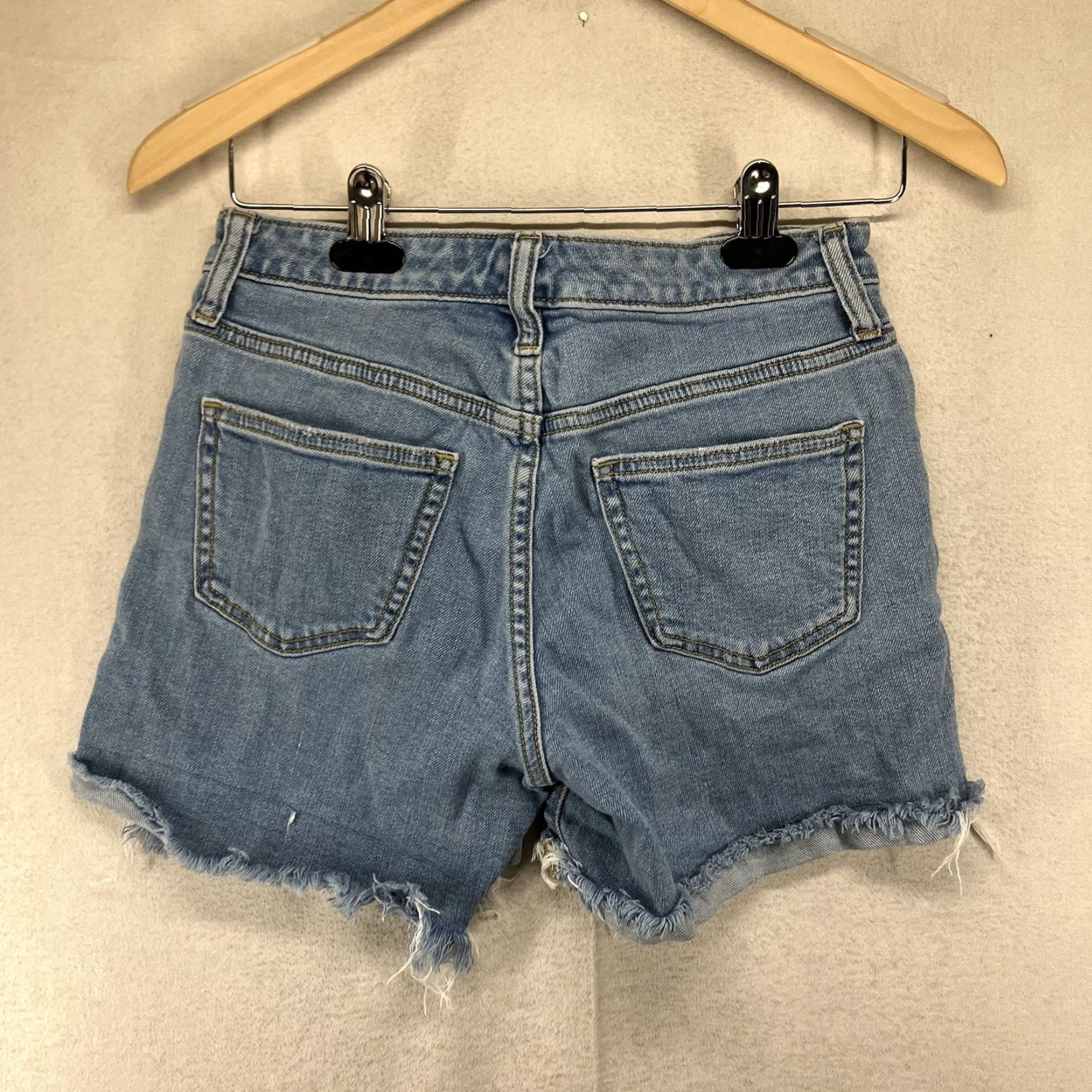 Vintage Universal Thread Women's High Rise Denim Shorts 00 Blue Stretch Raw Hem 5-Pocket Casual Size 24" / US 00 / IT 34 - 2 Thumbnail