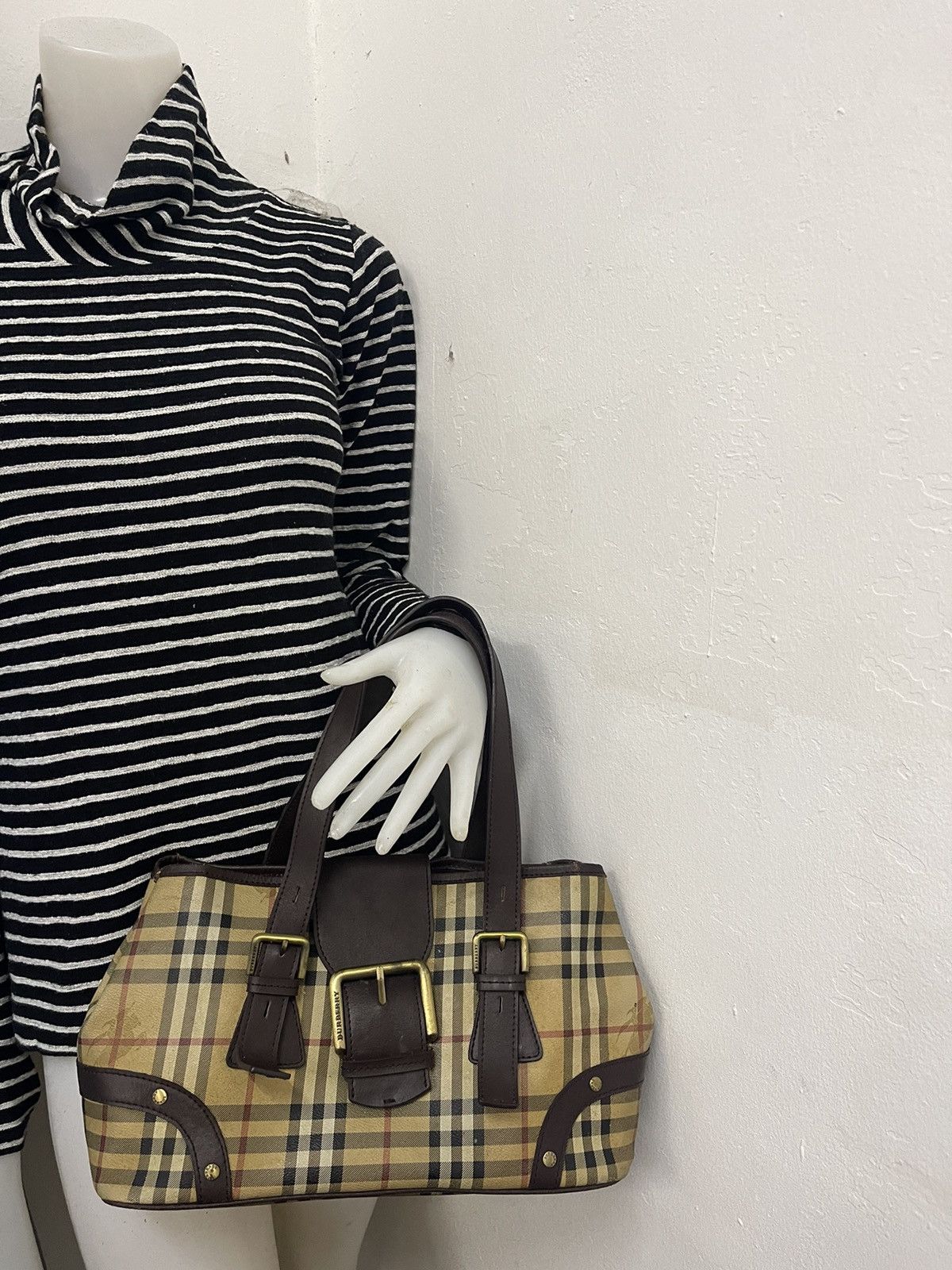 Burberry × Vintage Burberry haymarket nova check shoulder bag (see photo) Size ONE SIZE - 19 Thumbnail
